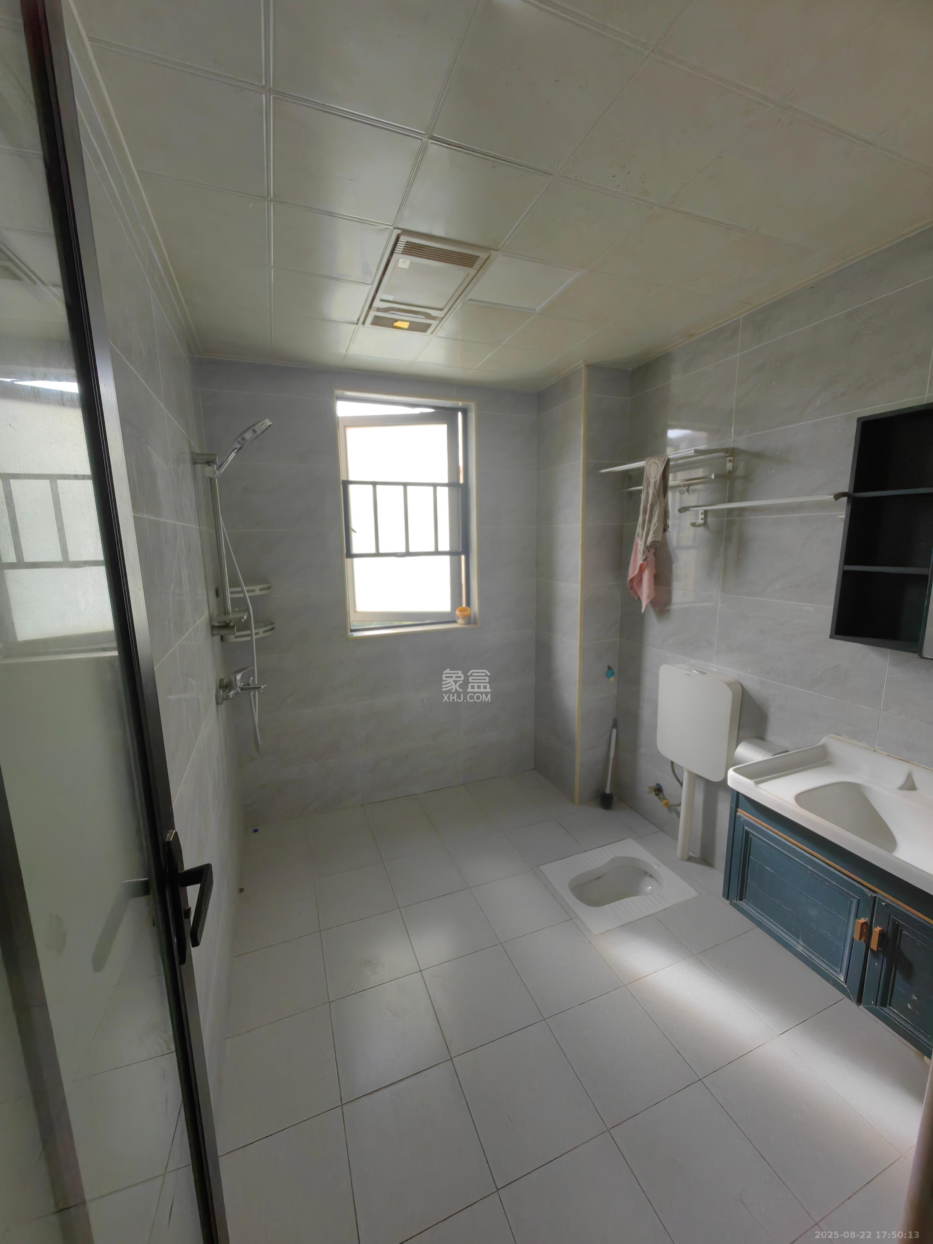 中建芙蓉嘉苑 3室2厅2卫 2600.0元/月 中建芙蓉嘉苑 3室2厅2卫 2600.0元/月室内图