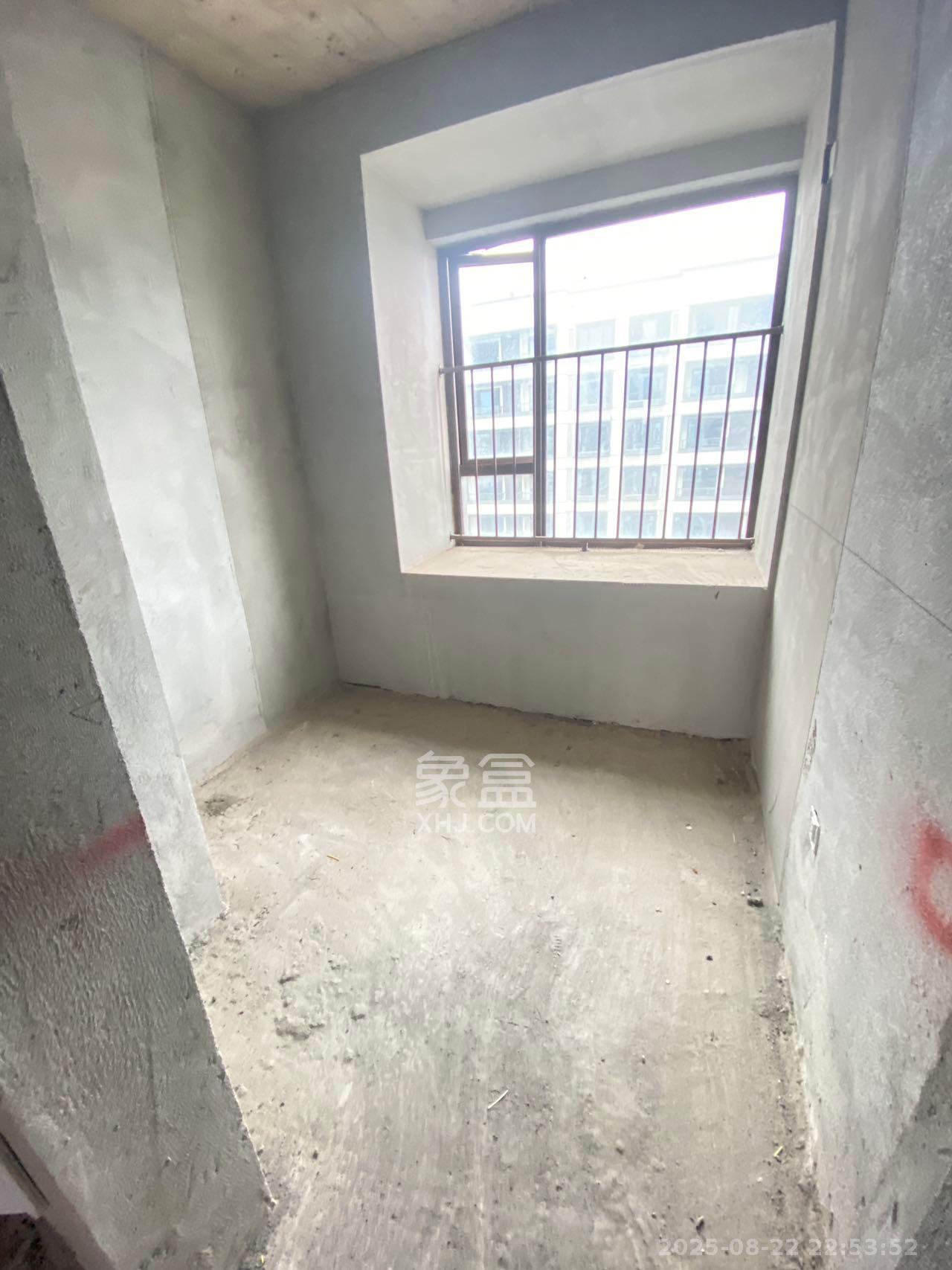 和泓桃李春风  3室2厅2卫    49.9万卧室