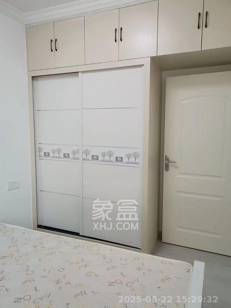 金南家园三期  2室1厅1卫   2100.00元/月室内图