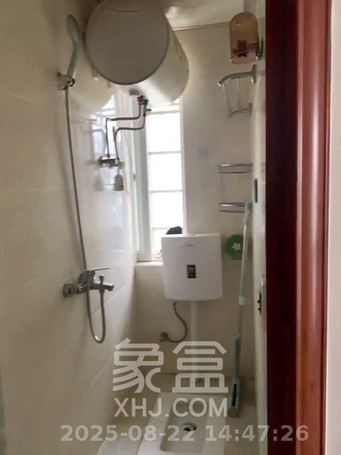 柏家塘小区  1室1厅1卫    1000.0元/月 柏家塘小区  1室1厅1卫    1000.0元/月室内图