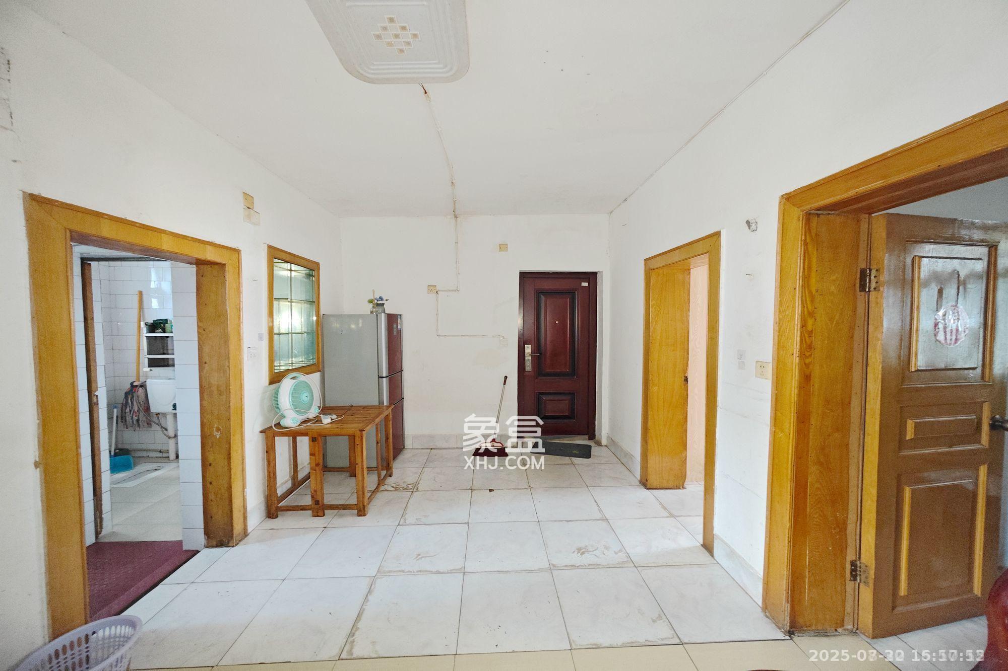 阿弥岭一二片  2室1厅1卫    1200.0元/月 阿弥岭一二片  2室1厅1卫    1200.0元/月