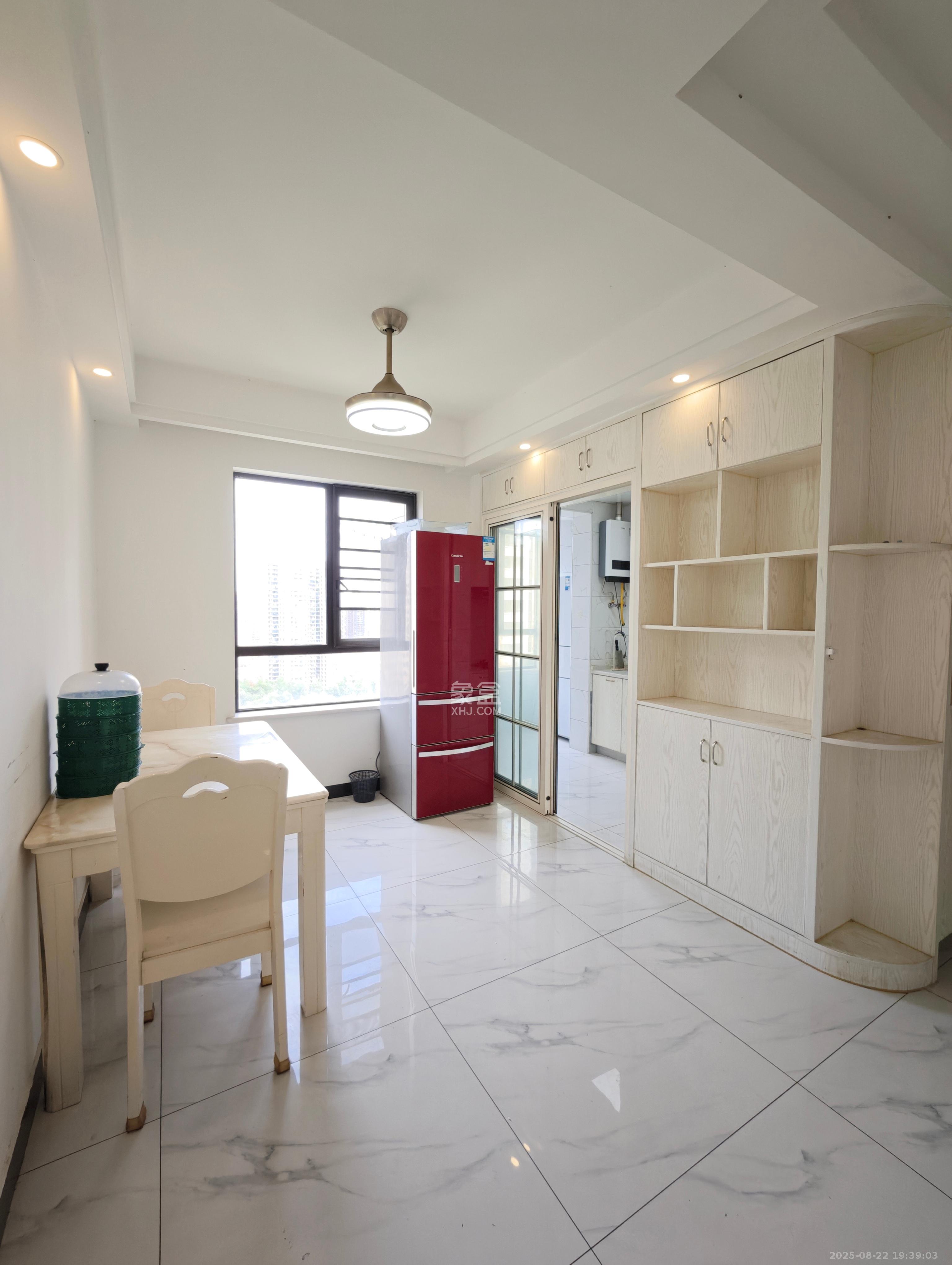 惠天然梅岭国际 4室2厅2卫 3300.0元/月 惠天然梅岭国际 4室2厅2卫 3300.0元/月室内图