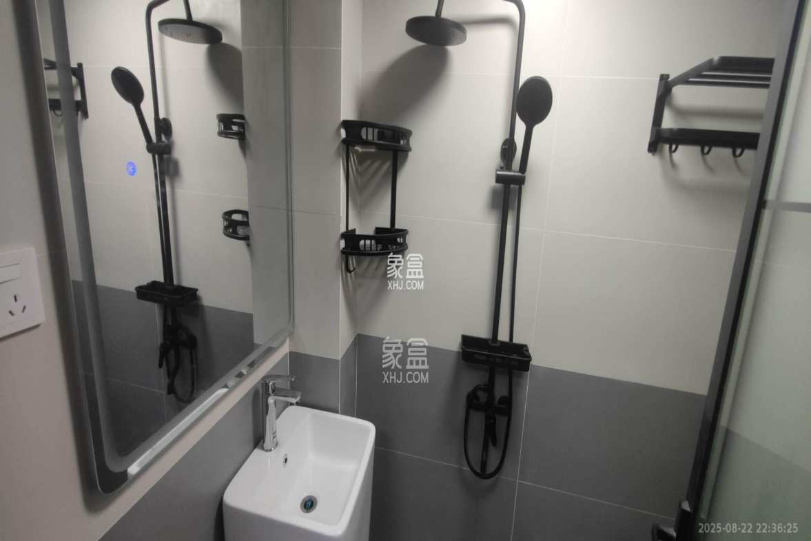 奥园城市天骄一期  1室1厅1卫    1400.0元/月 奥园城市天骄一期  1室1厅1卫    1400.0元/月室内图