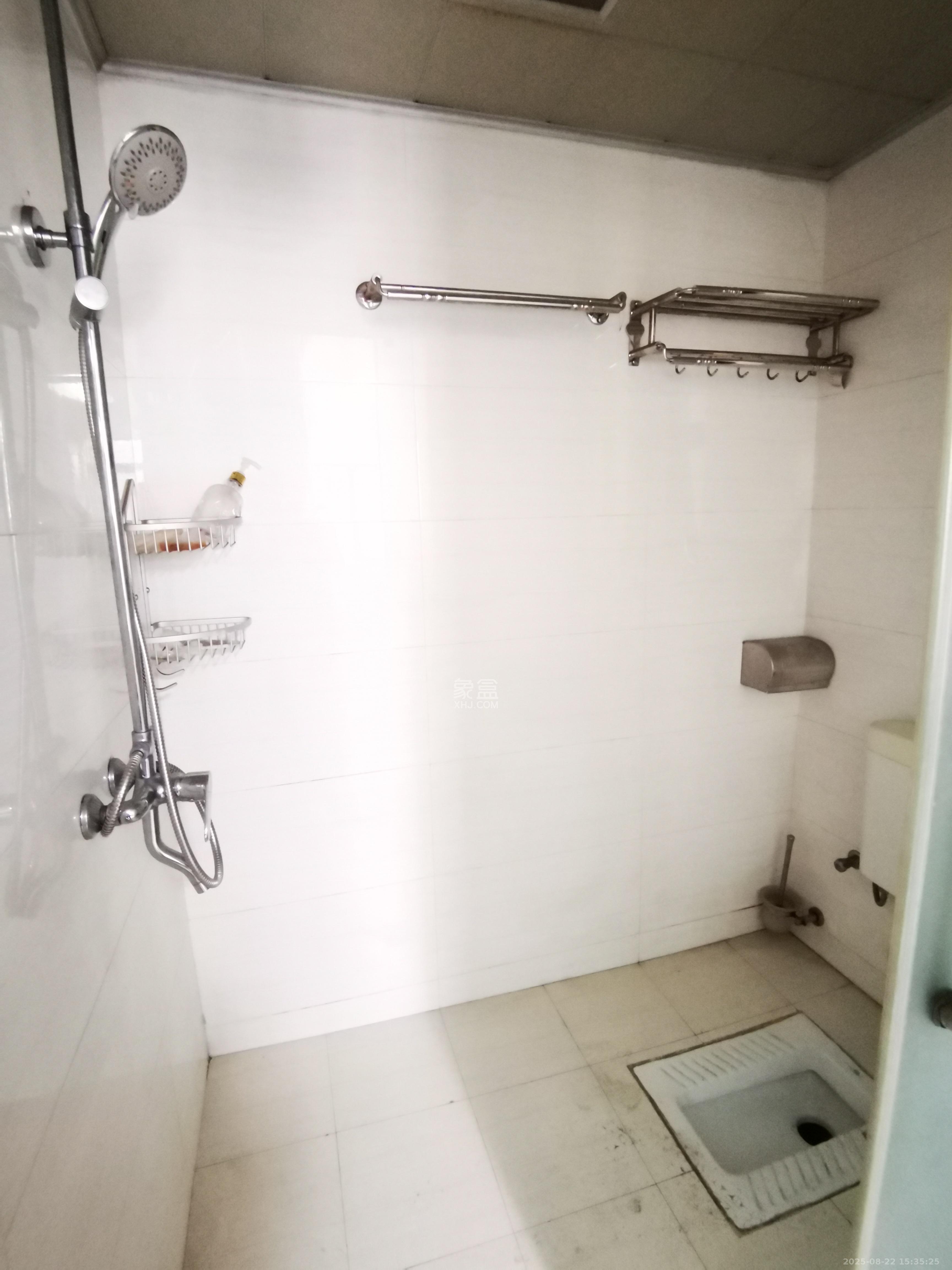 锦湘国际星城三期(锦绣苑) 2室2厅1卫 2300.0元/月 锦湘国际星城三期(锦绣苑) 2室2厅1卫 2300.0元/月室内图