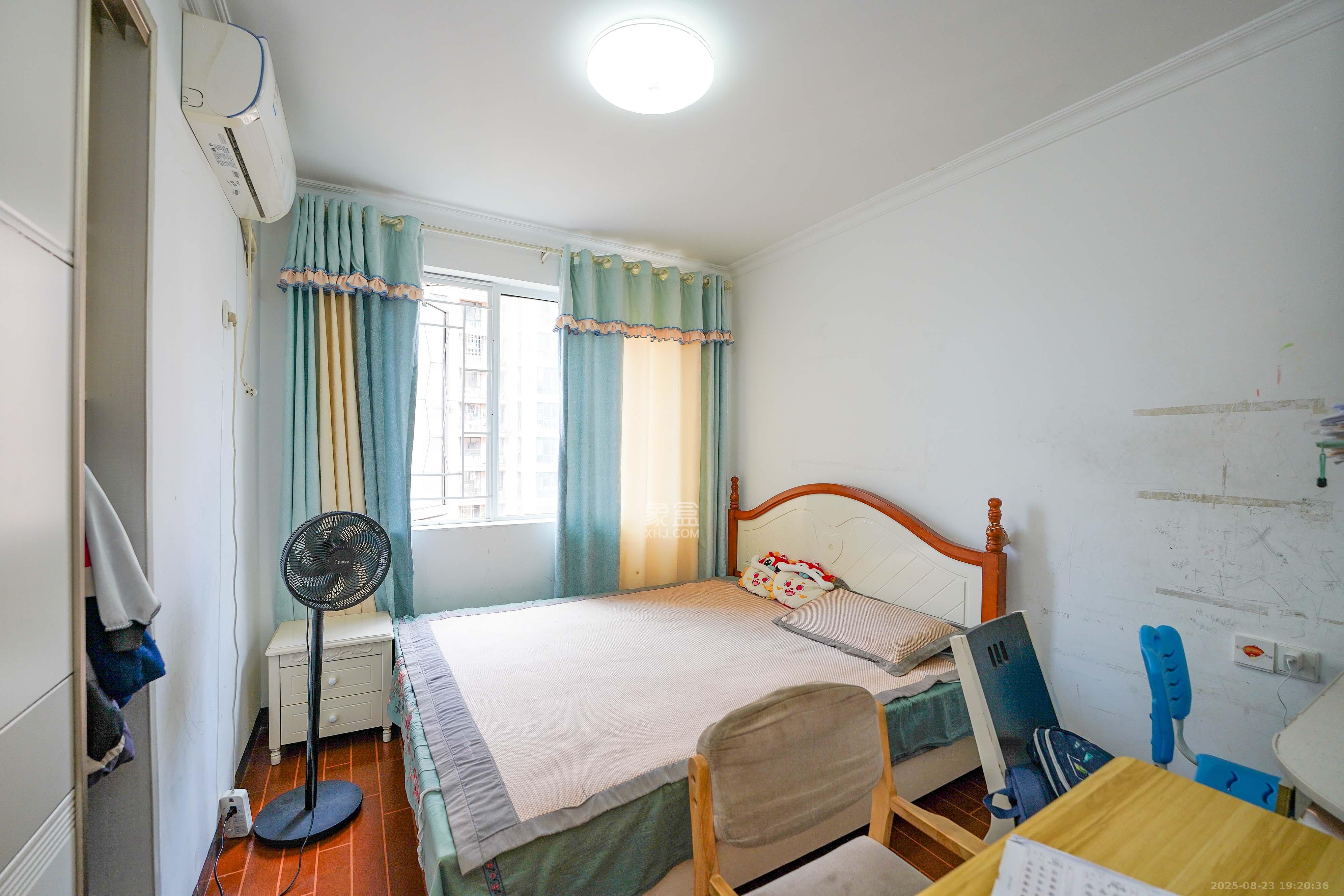 丽发新城 3室2厅2卫 85.0万 丽发新城 3室2厅2卫 85.0万卧室