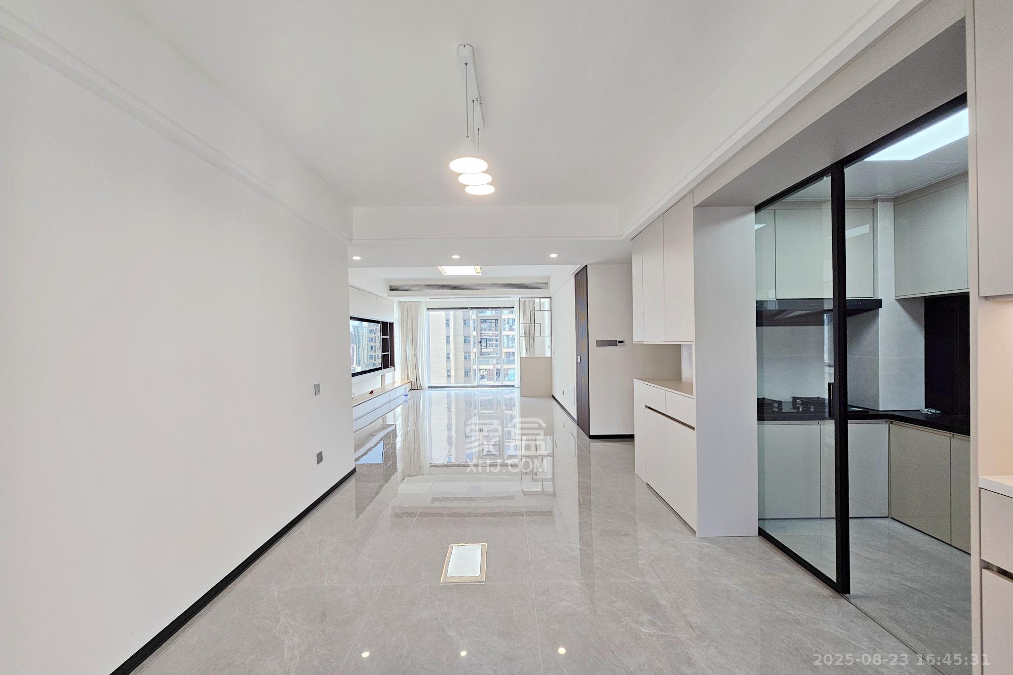 长房东旭国际  3室2厅2卫    175.0万 长房东旭国际  3室2厅2卫    175.0万其他