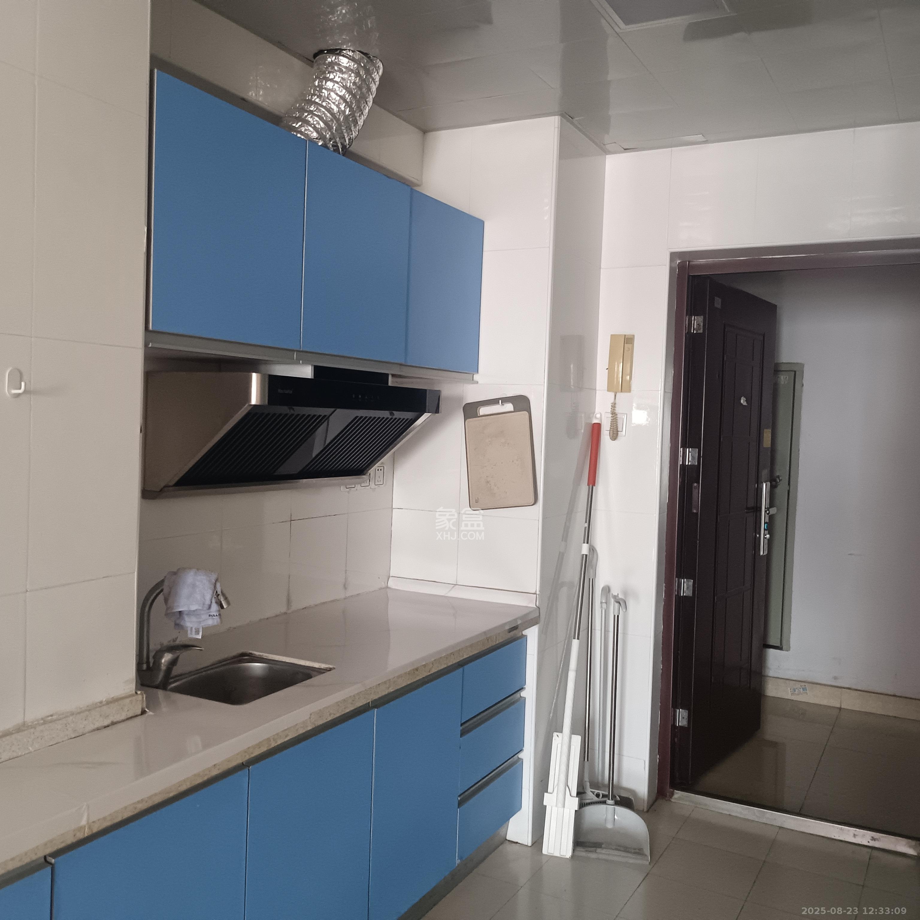 摩天一号 1室1厅1卫 1900.0元/月 摩天一号 1室1厅1卫 1900.0元/月室内图