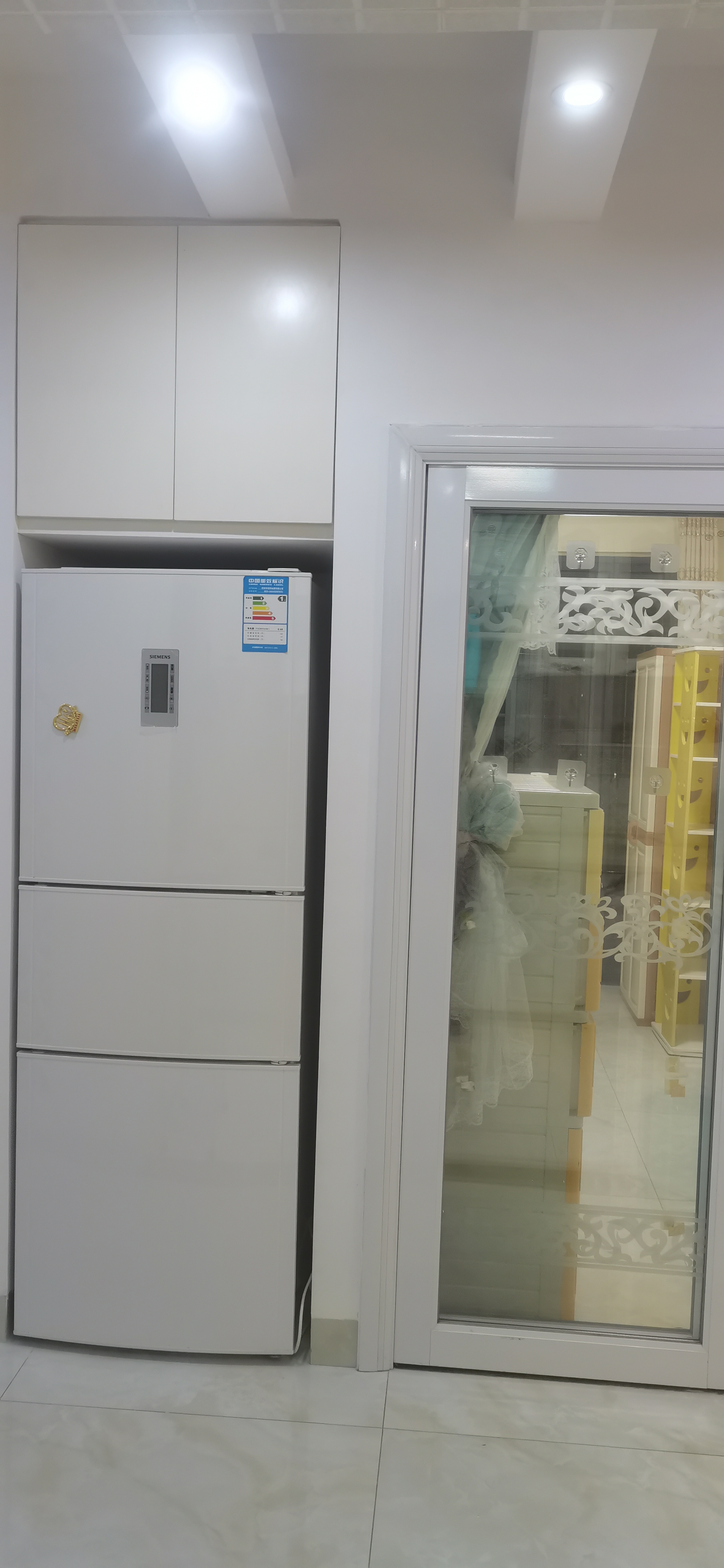 新世界花园三期 3室2厅2卫 2800.0元/月 新世界花园三期 3室2厅2卫 2800.0元/月室内图