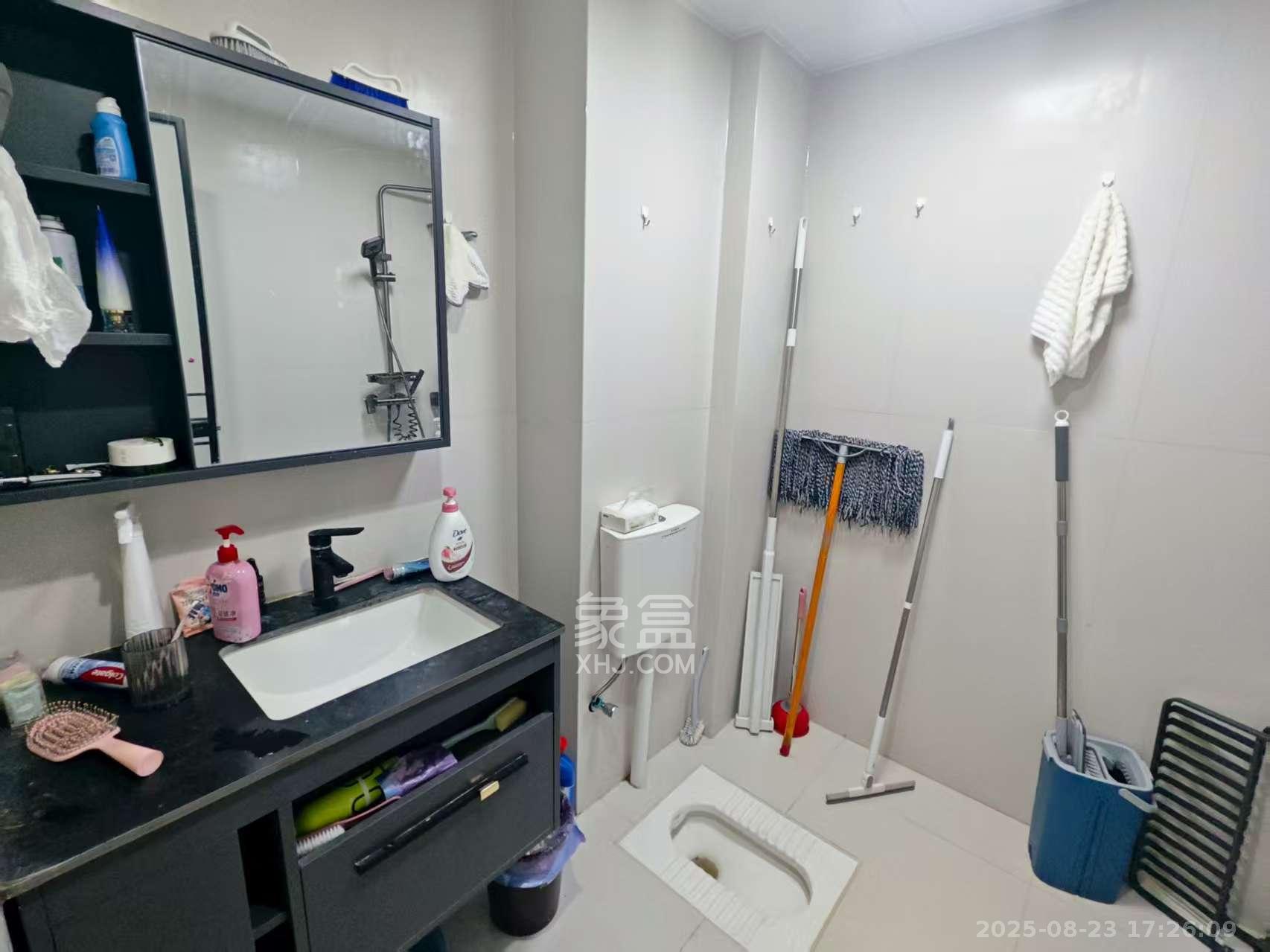 高峰璟麟府(高峰御园)  4室2厅2卫    5300.0元/月室内图