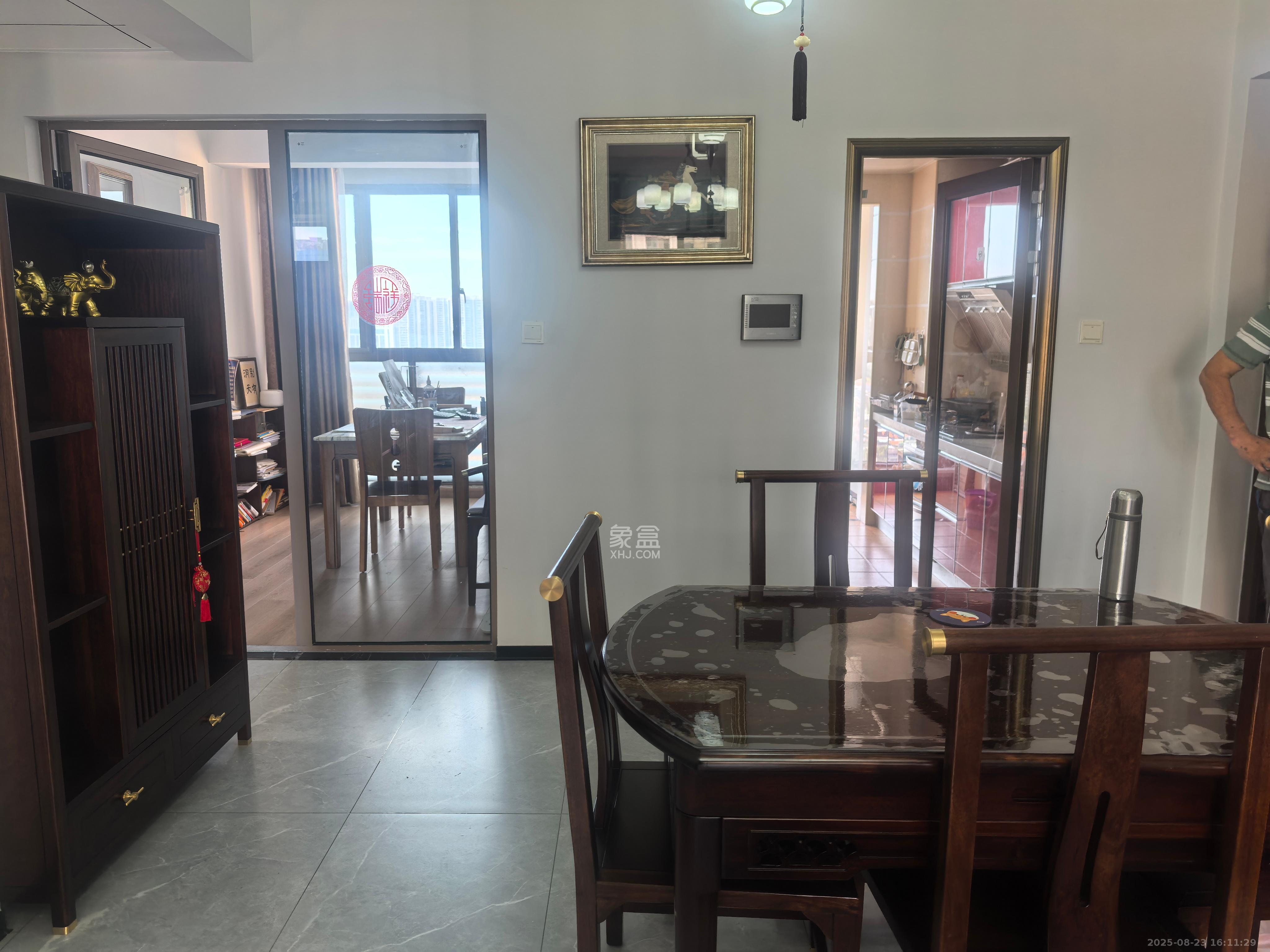 世茂铂翠湾二期  3室2厅1卫    3500.0元/月室内图