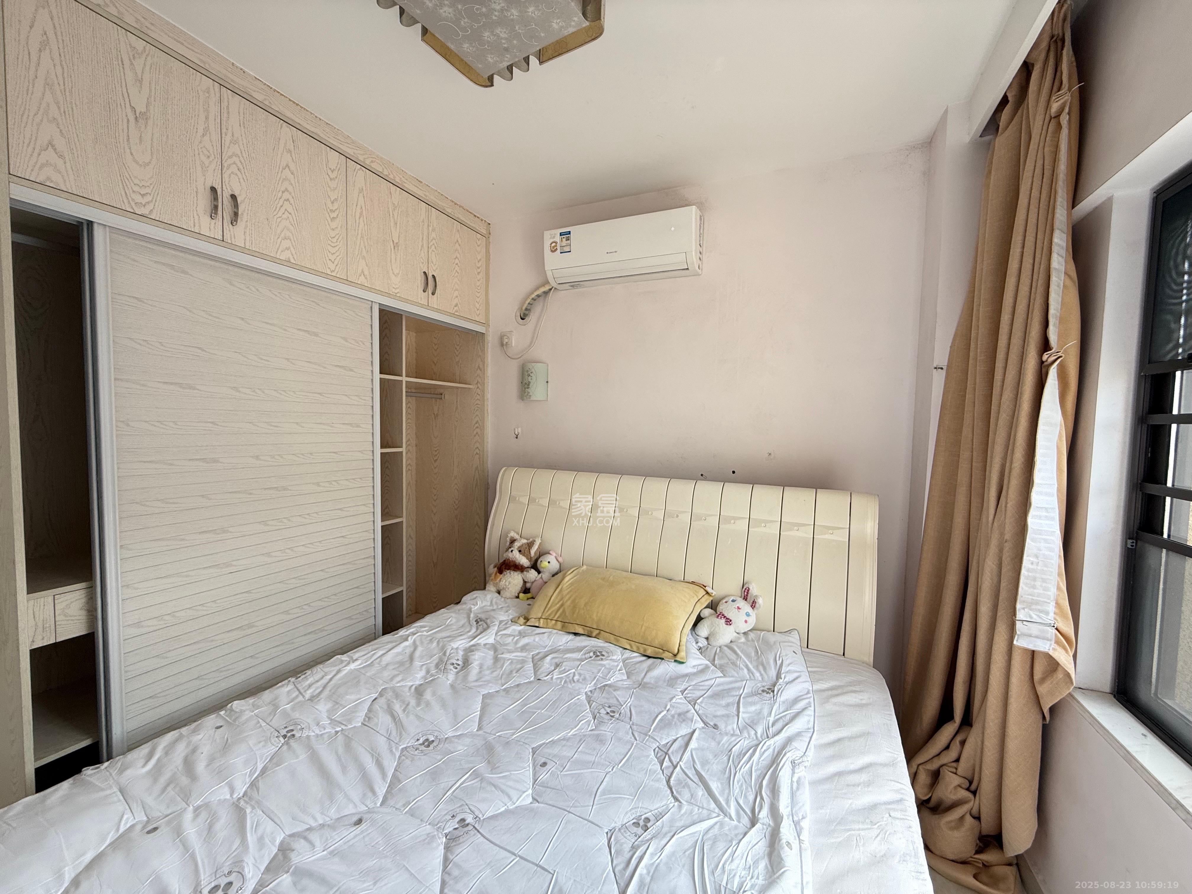 钰龙天下二期(钰龙佳园) 2室2厅1卫 2200.0元/月 钰龙天下二期(钰龙佳园) 2室2厅1卫 2200.0元/月室内图