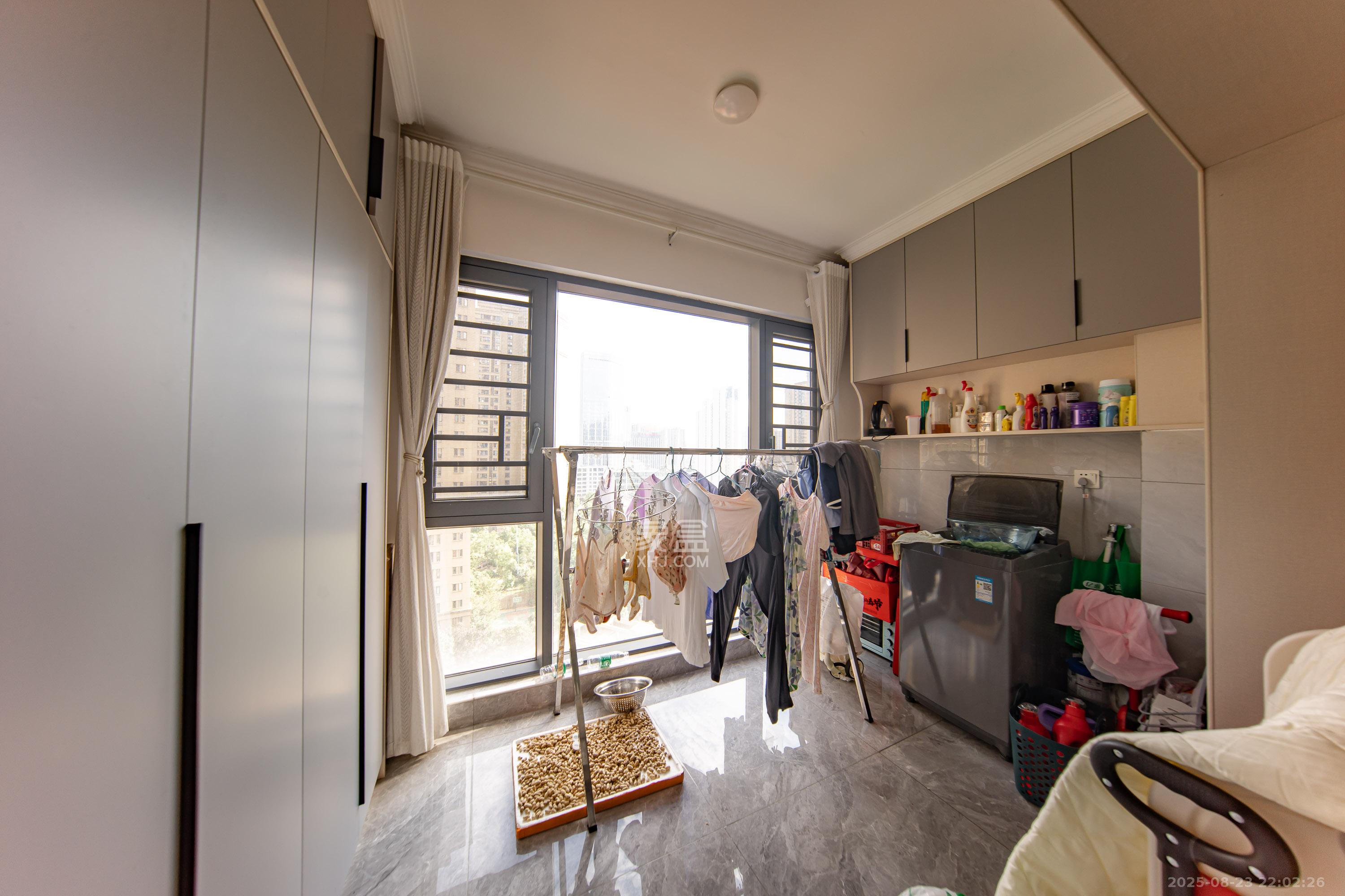 邦盛水岸御园  3室2厅2卫    77.8万阳台