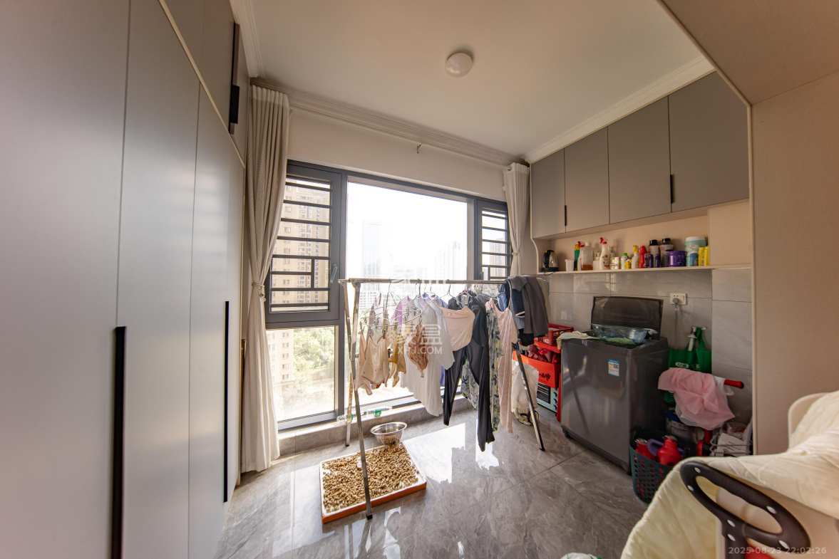 邦盛水岸御园 3室2厅2卫 77.8万 邦盛水岸御园 3室2厅2卫 77.8万阳台