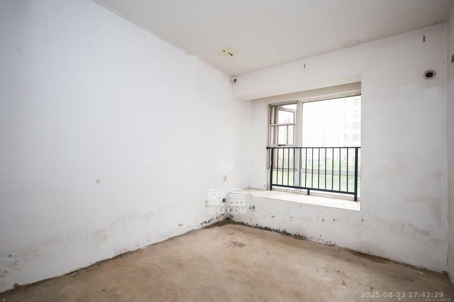 金科世界城  3室2厅1卫    1800.0元/月 金科世界城  3室2厅1卫    1800.0元/月室内图