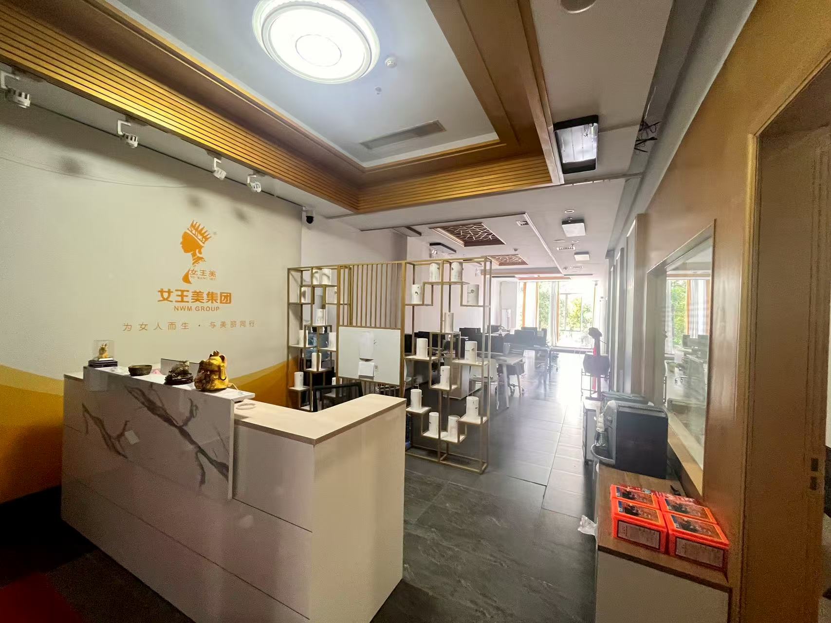 龙泉家园   200.0㎡      8800.0元/月室内图