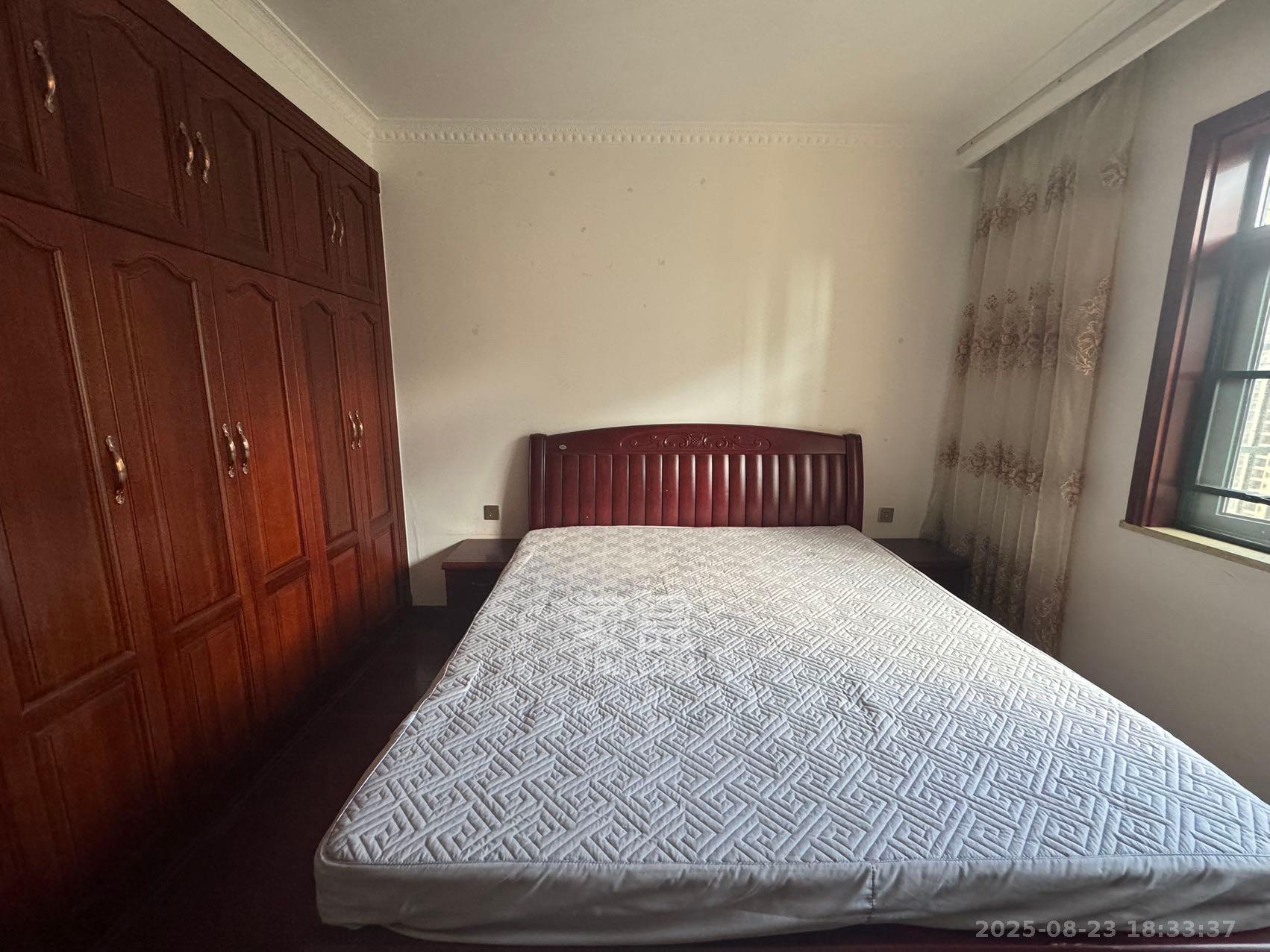 克拉美丽山庄(晟领国际) 4室2厅2卫 3300.0元/月 克拉美丽山庄(晟领国际) 4室2厅2卫 3300.0元/月室内图