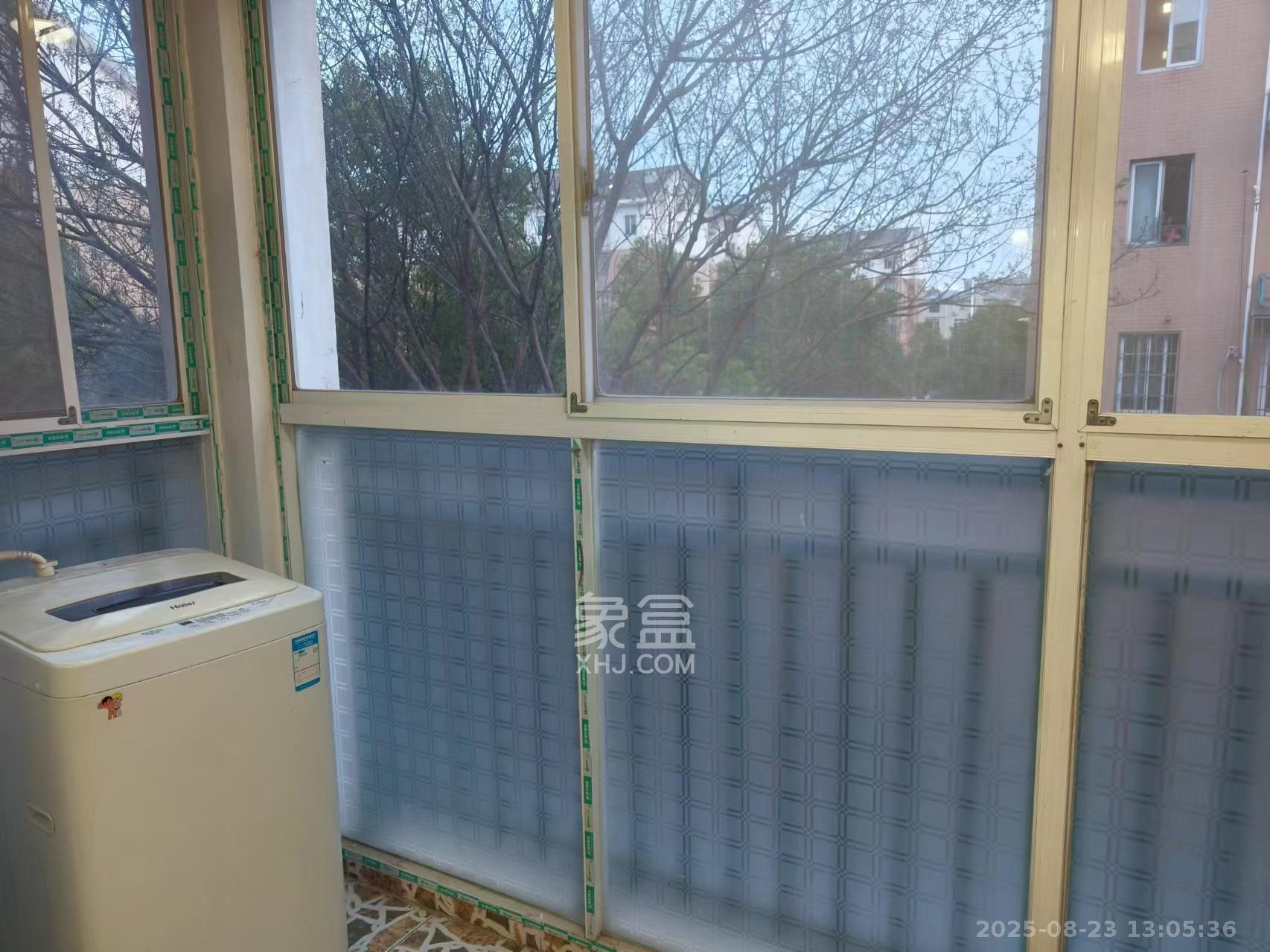 东岸锦城(东方人家)  2室2厅1卫    1500.0元/月室内图