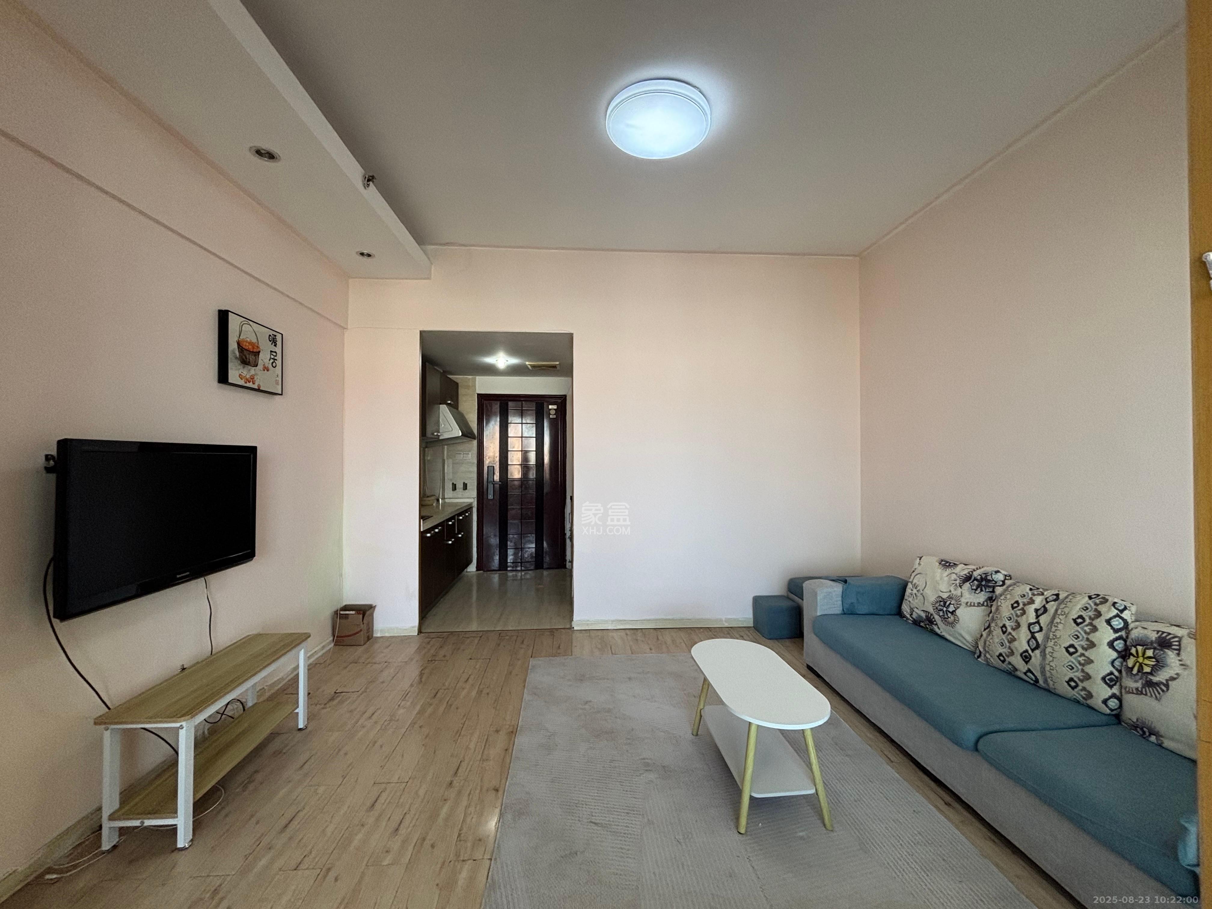 通华天都  1室1厅1卫    1600.0元/月 通华天都  1室1厅1卫    1600.0元/月室内图