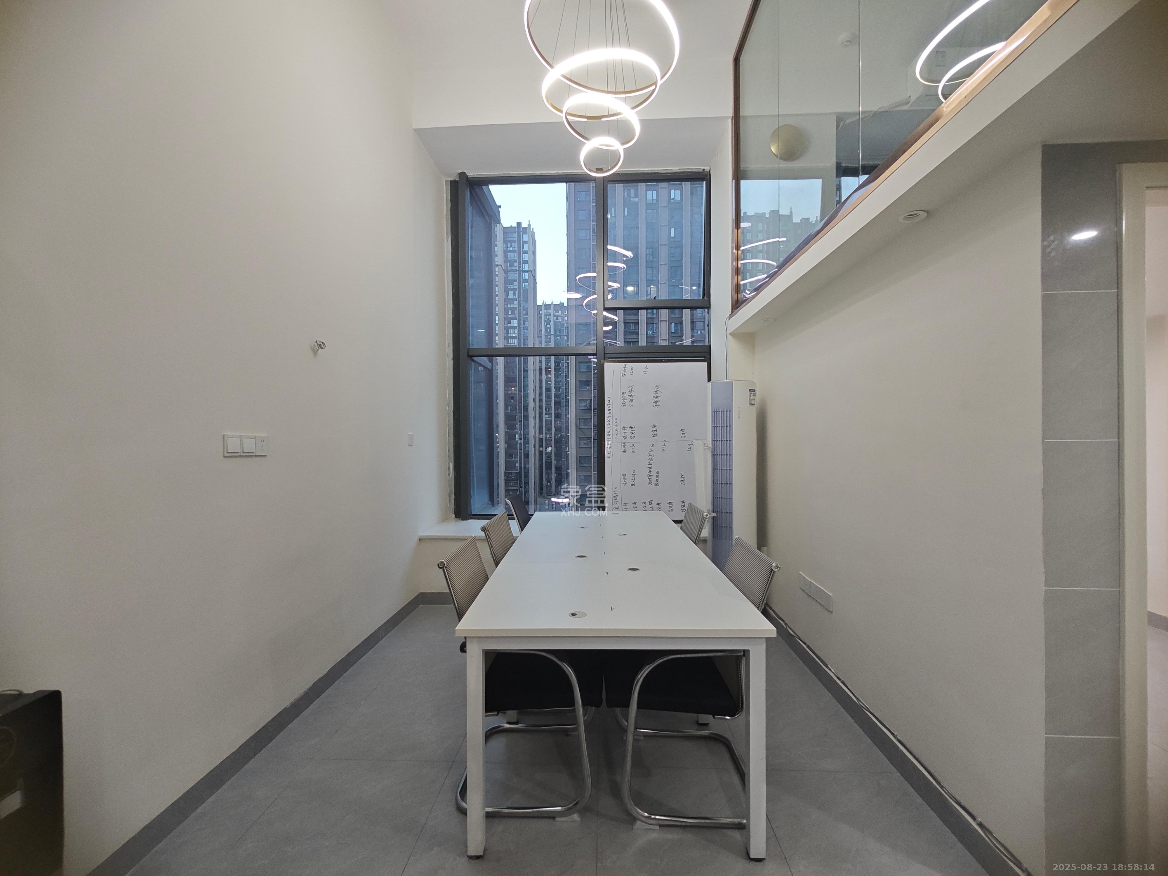 龙湖铂金岛  1室0厅0卫    3500.0元/月 龙湖铂金岛  1室0厅0卫    3500.0元/月室内图