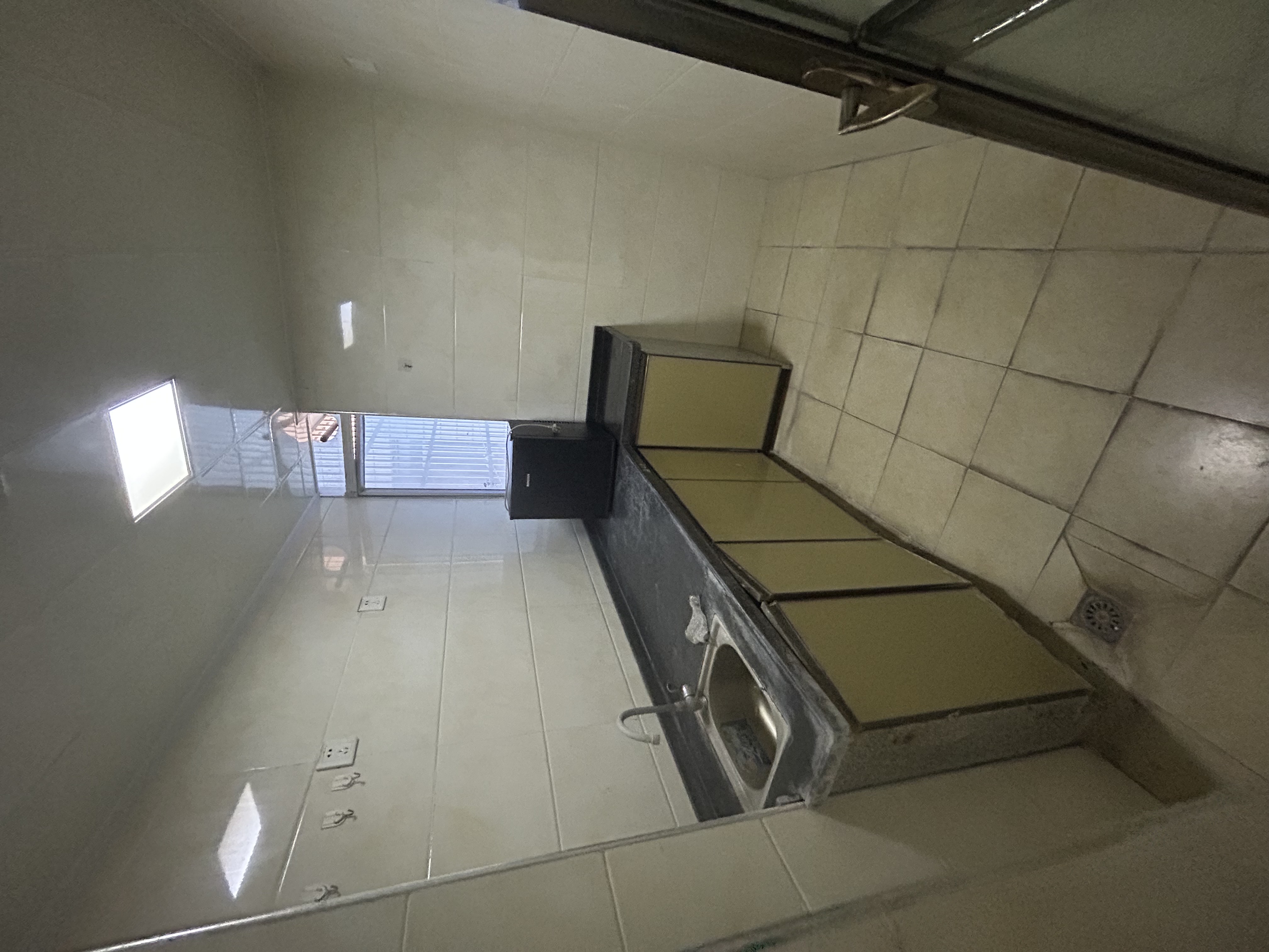 富成大厦 2室2厅1卫 2300.0元/月 富成大厦 2室2厅1卫 2300.0元/月室内图