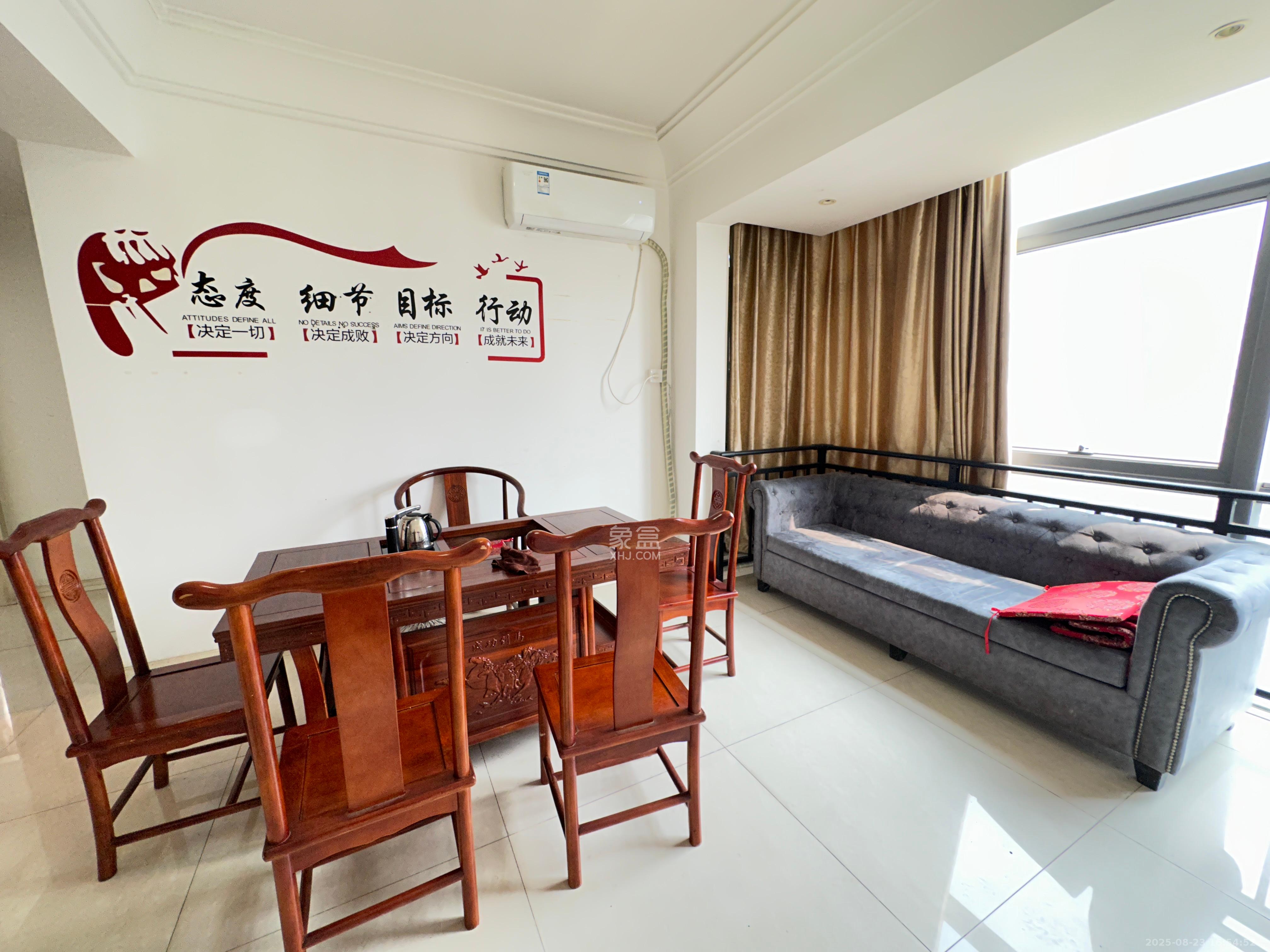 西子一间  2室1厅1卫    2200.0元/月室内图