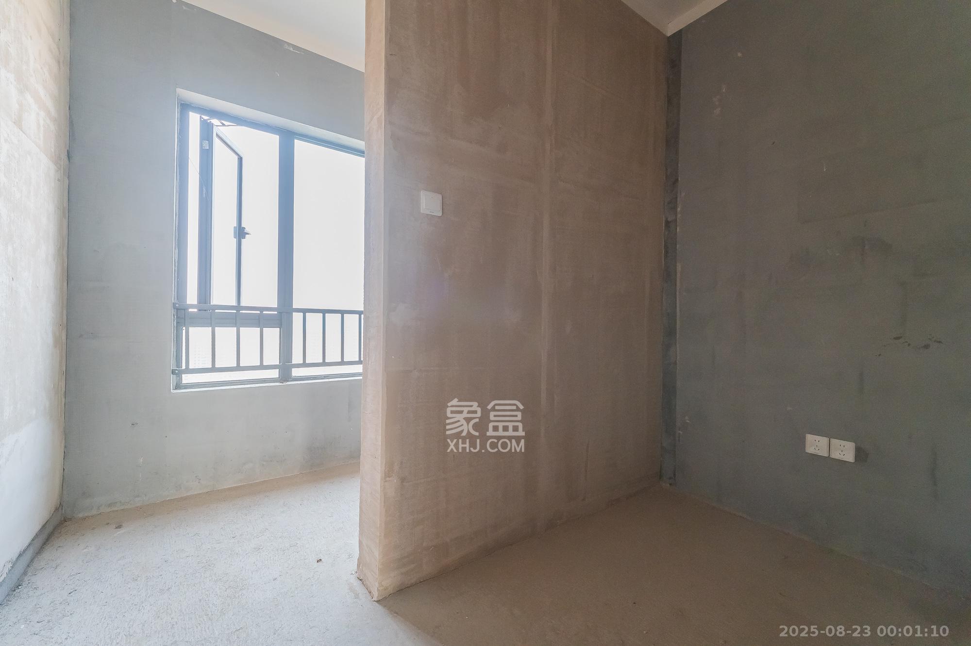 绿城美的明月江南 4室2厅2卫 143.0万 绿城美的明月江南 4室2厅2卫 143.0万其他