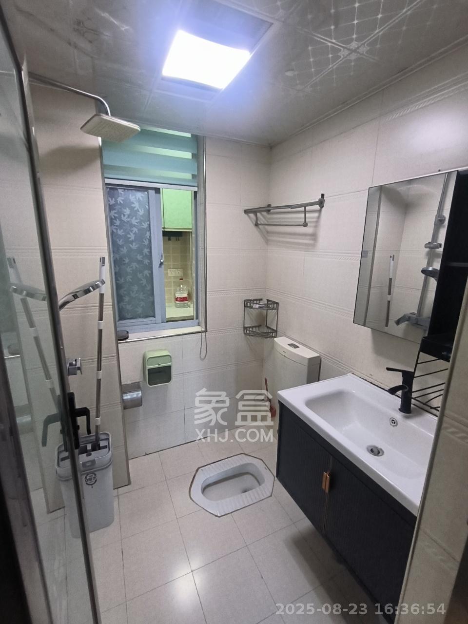 天天向上 2室2厅1卫 1800.0元/月 天天向上 2室2厅1卫 1800.0元/月室内图