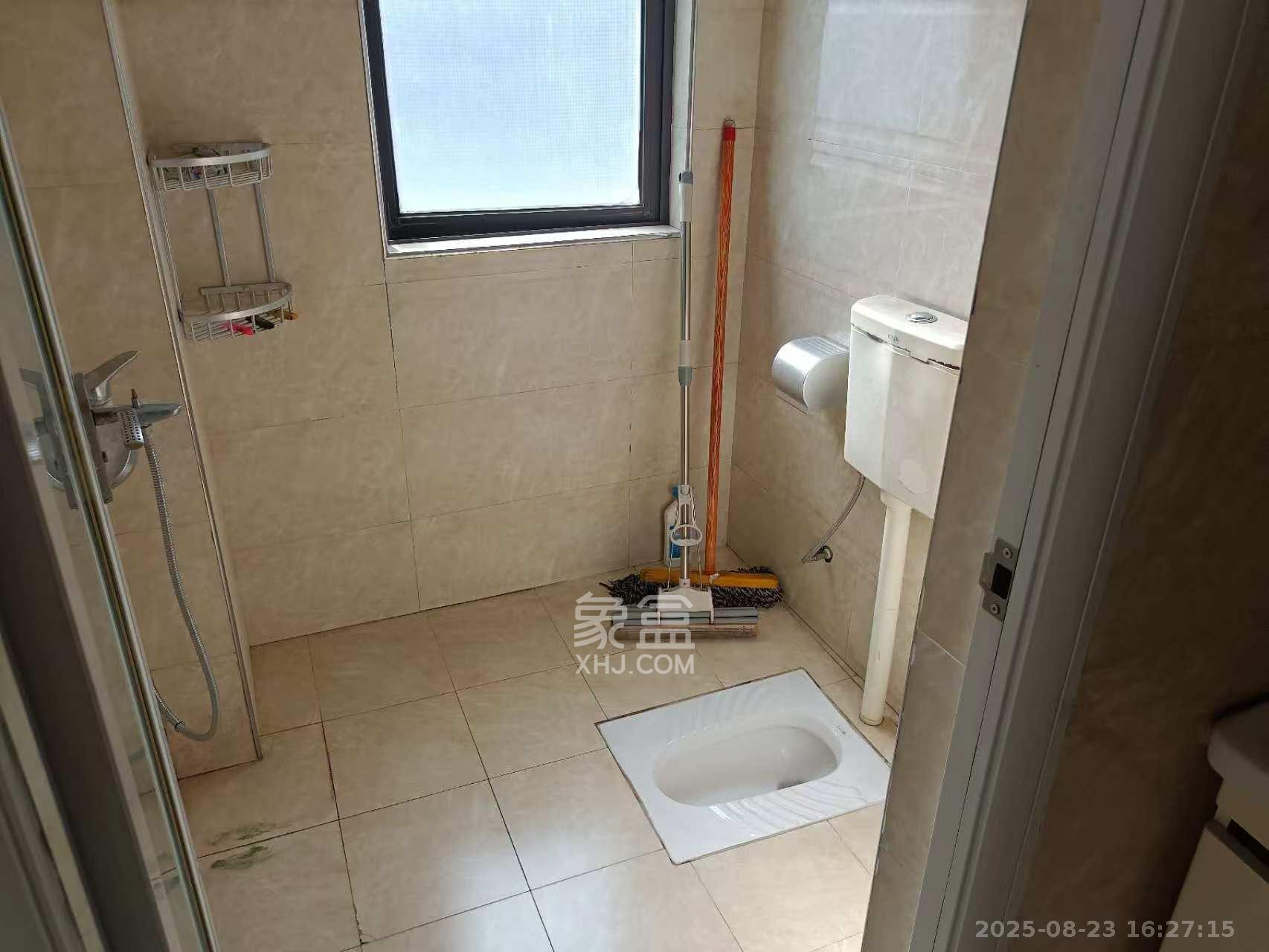 雨花公馆(紫苔名苑) 3室2厅2卫 2800.0元/月 雨花公馆(紫苔名苑) 3室2厅2卫 2800.0元/月室内图