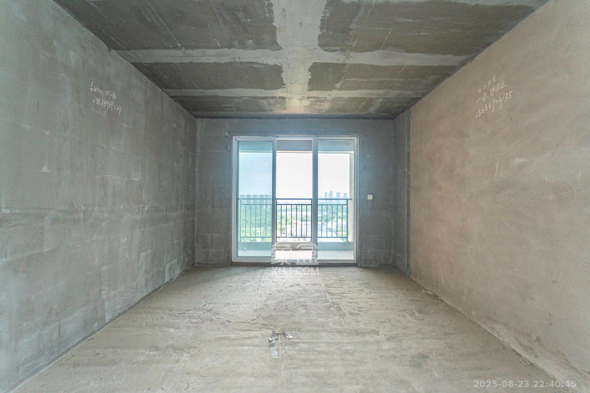 中安善化国际 3室2厅2卫 59.8万 中安善化国际 3室2厅2卫 59.8万客厅