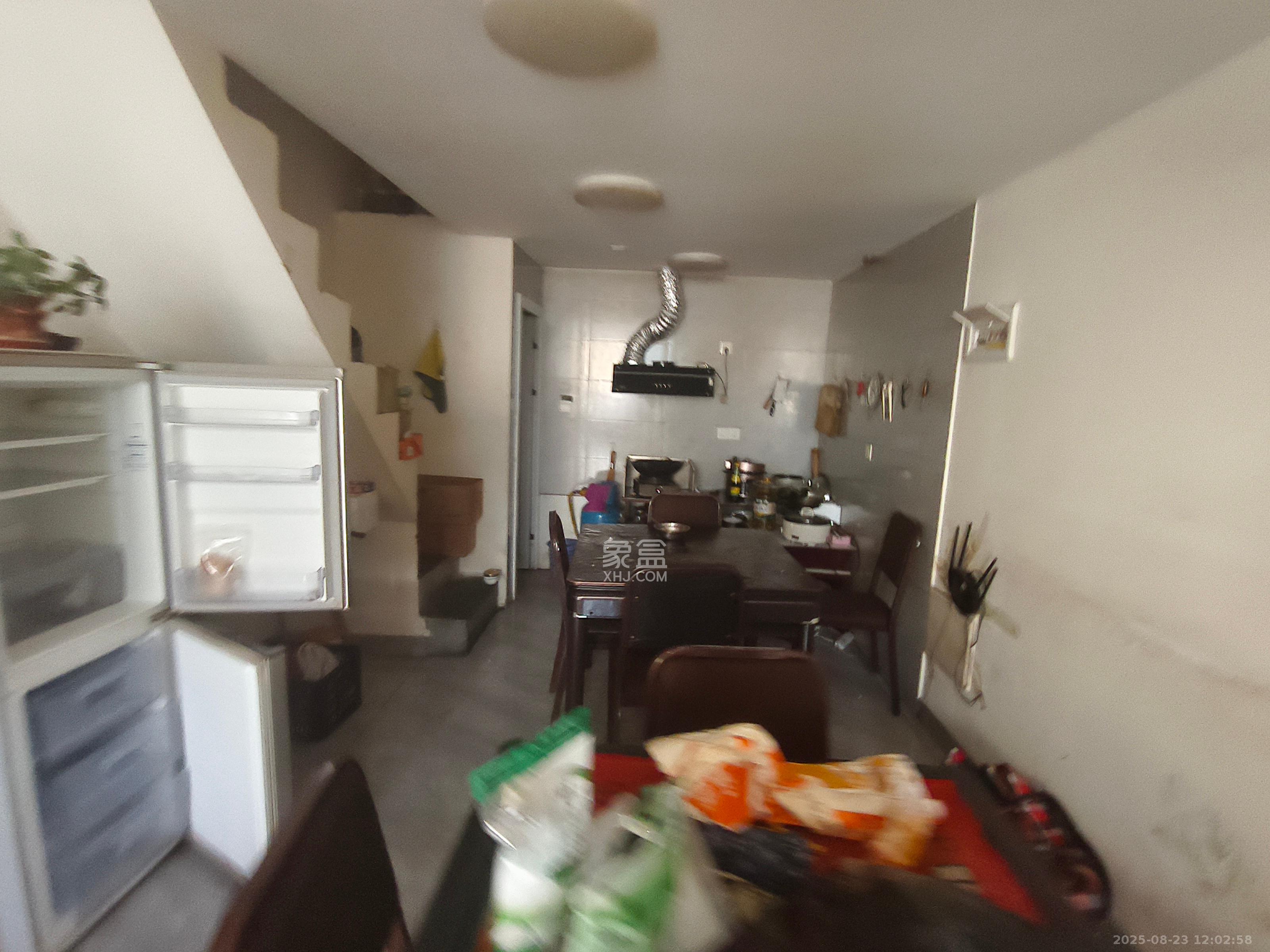 越秀悦湖台   36.13㎡      3500.0元/月室内图