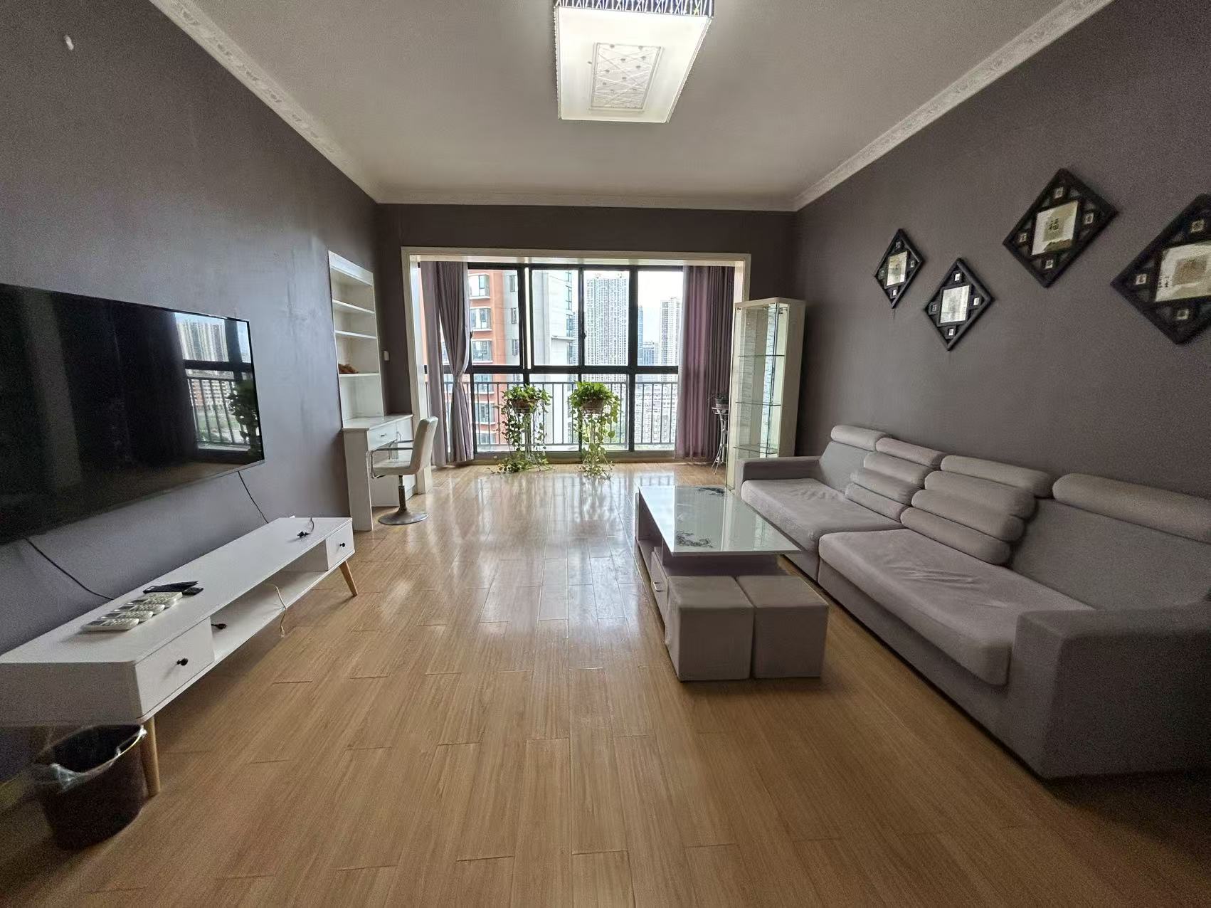 庐山春天早安华晨  1室2厅1卫    65.0万 庐山春天早安华晨  1室2厅1卫    65.0万室内图