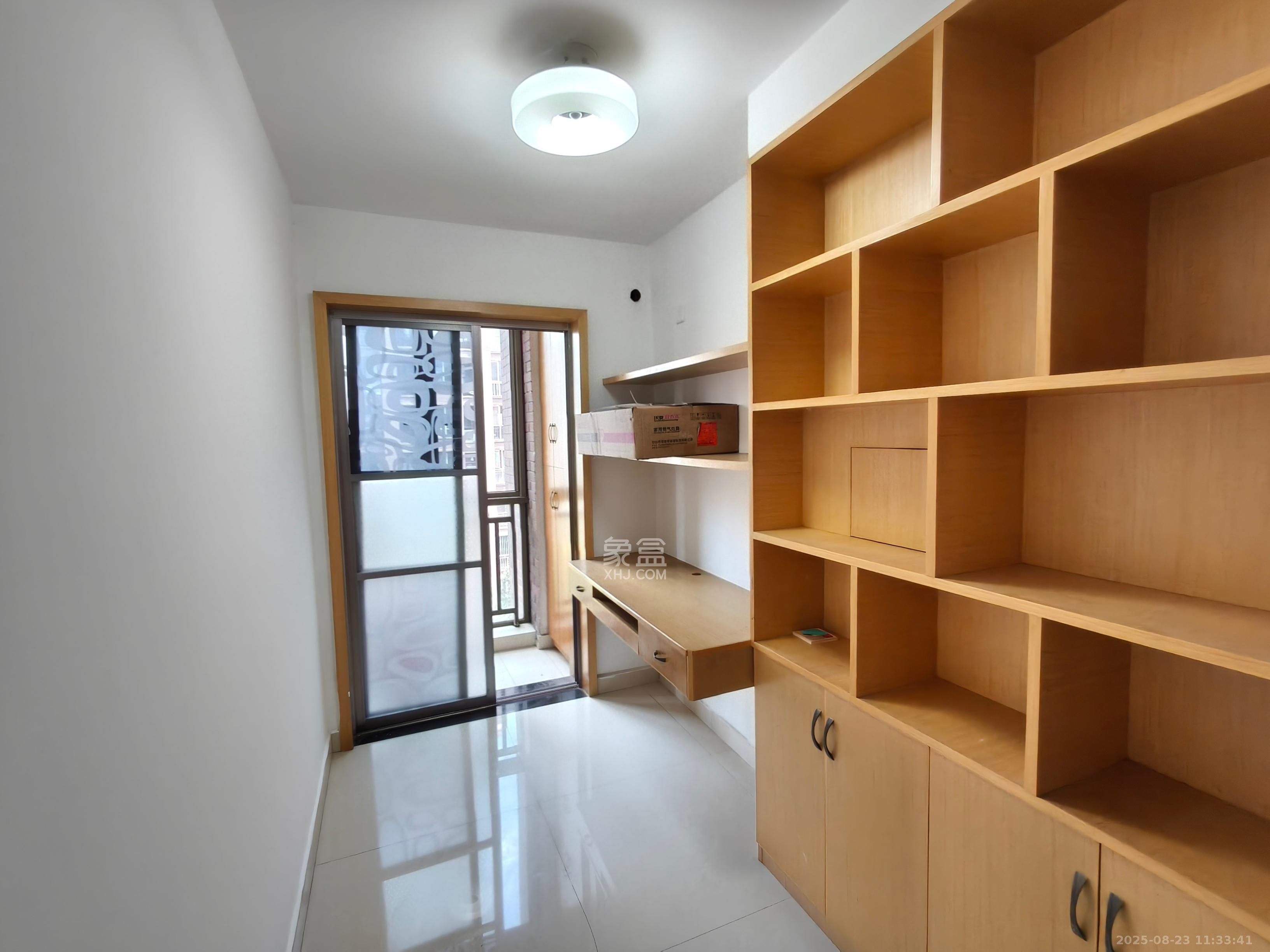 奥林匹克花园 3室2厅2卫 3300.0元/月 奥林匹克花园 3室2厅2卫 3300.0元/月室内图