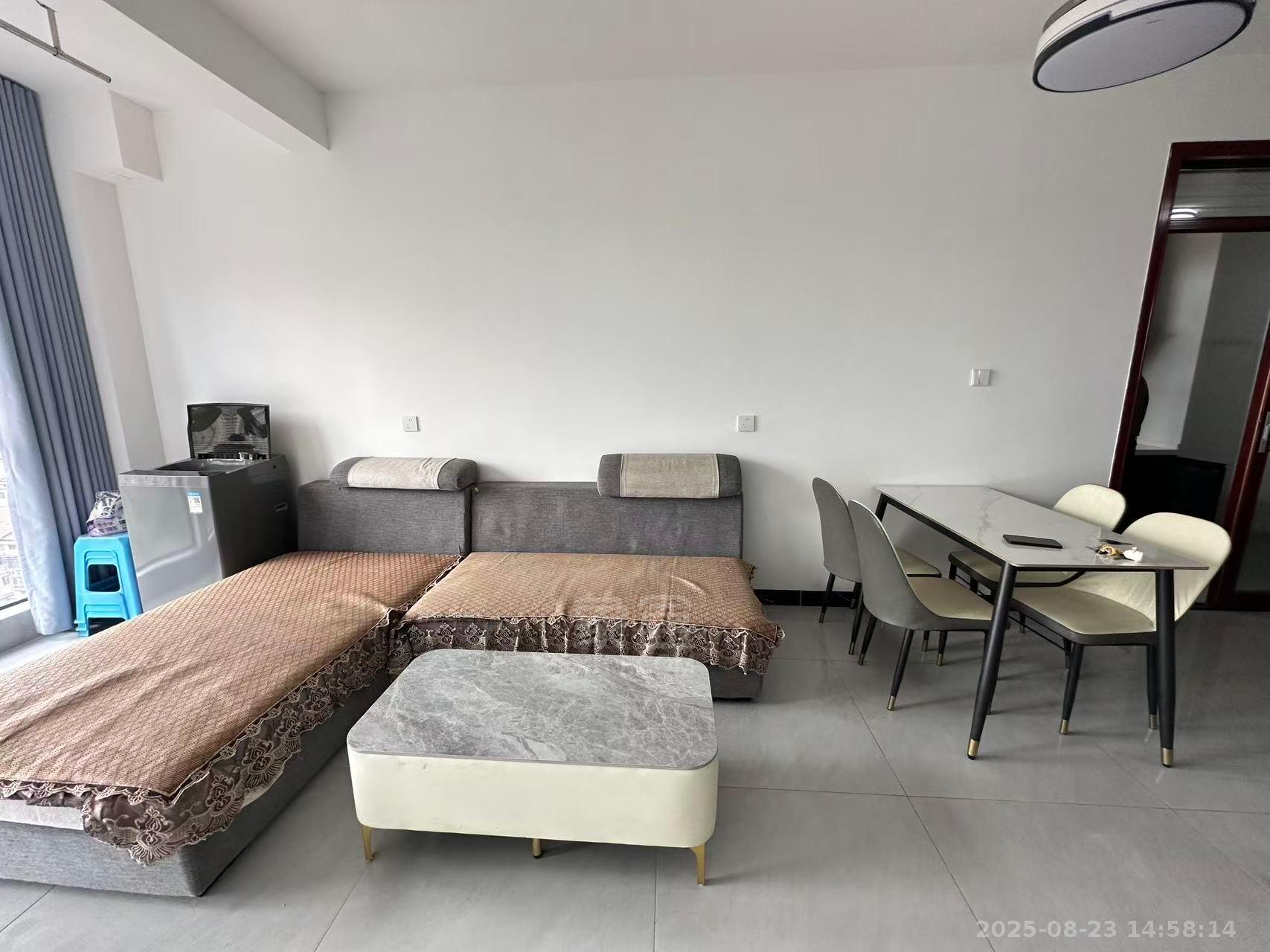 型格建宁翰府 3室2厅1卫 1600.0元/月 型格建宁翰府 3室2厅1卫 1600.0元/月室内图