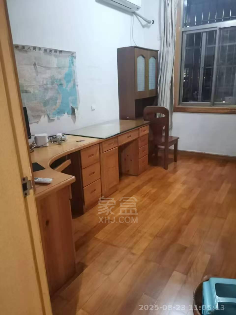 紫藤苑民主村 3室1厅1卫 800.0元/月 紫藤苑民主村 3室1厅1卫 800.0元/月室内图