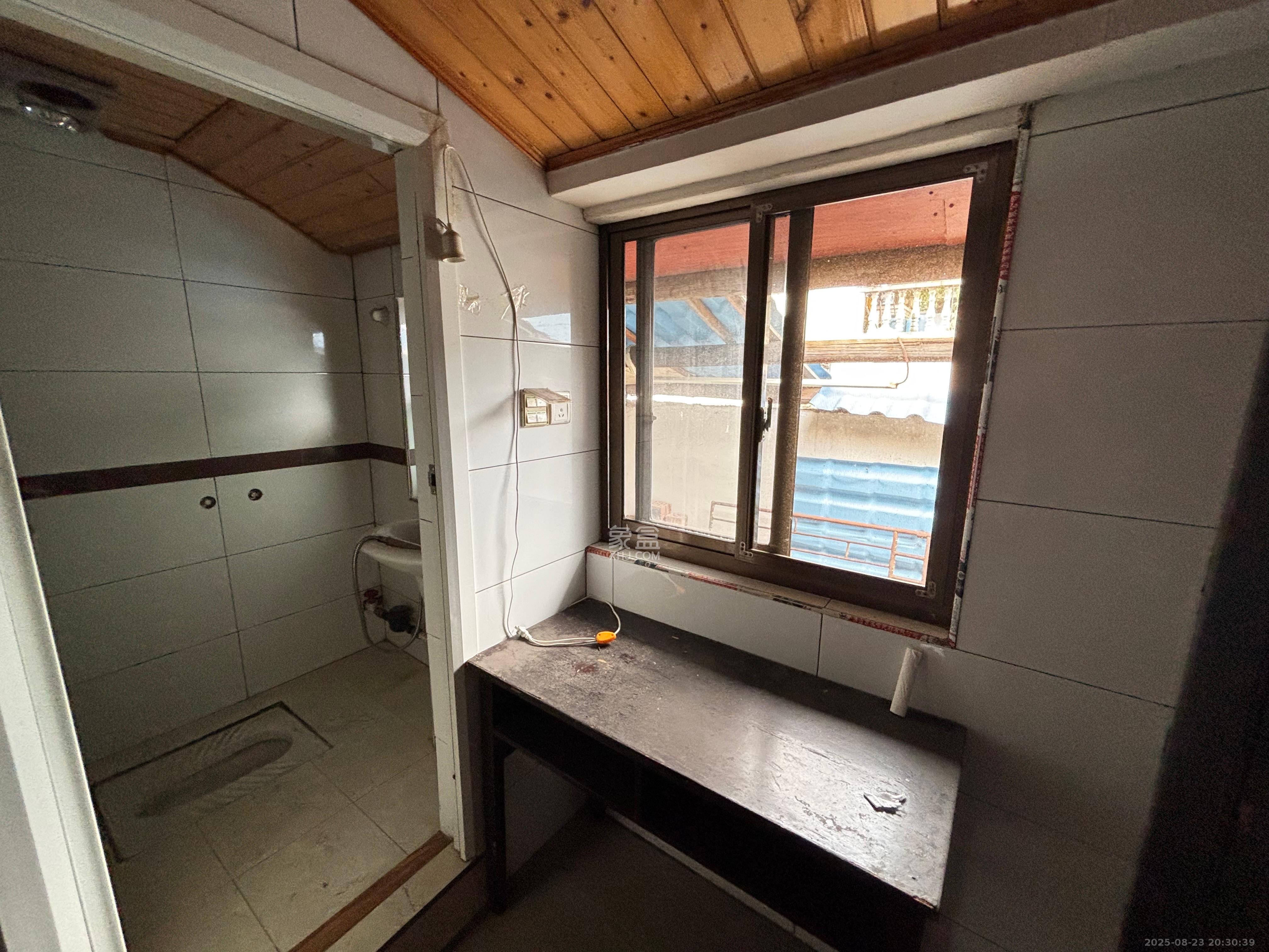 星沙二区 1室1厅1卫 450.0元/月 星沙二区 1室1厅1卫 450.0元/月室内图