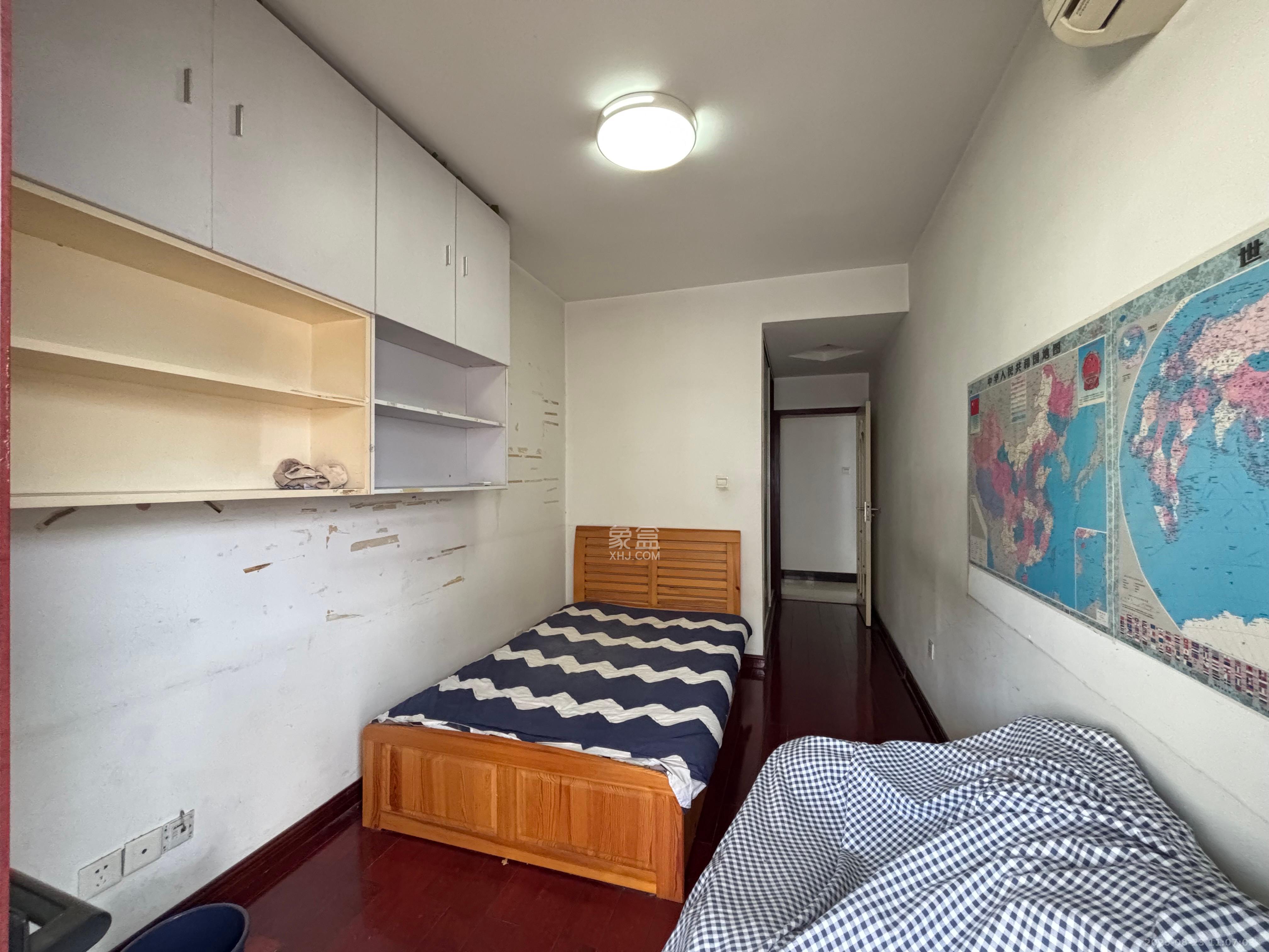 万煦园  3室2厅2卫    2000.0元/月室内图