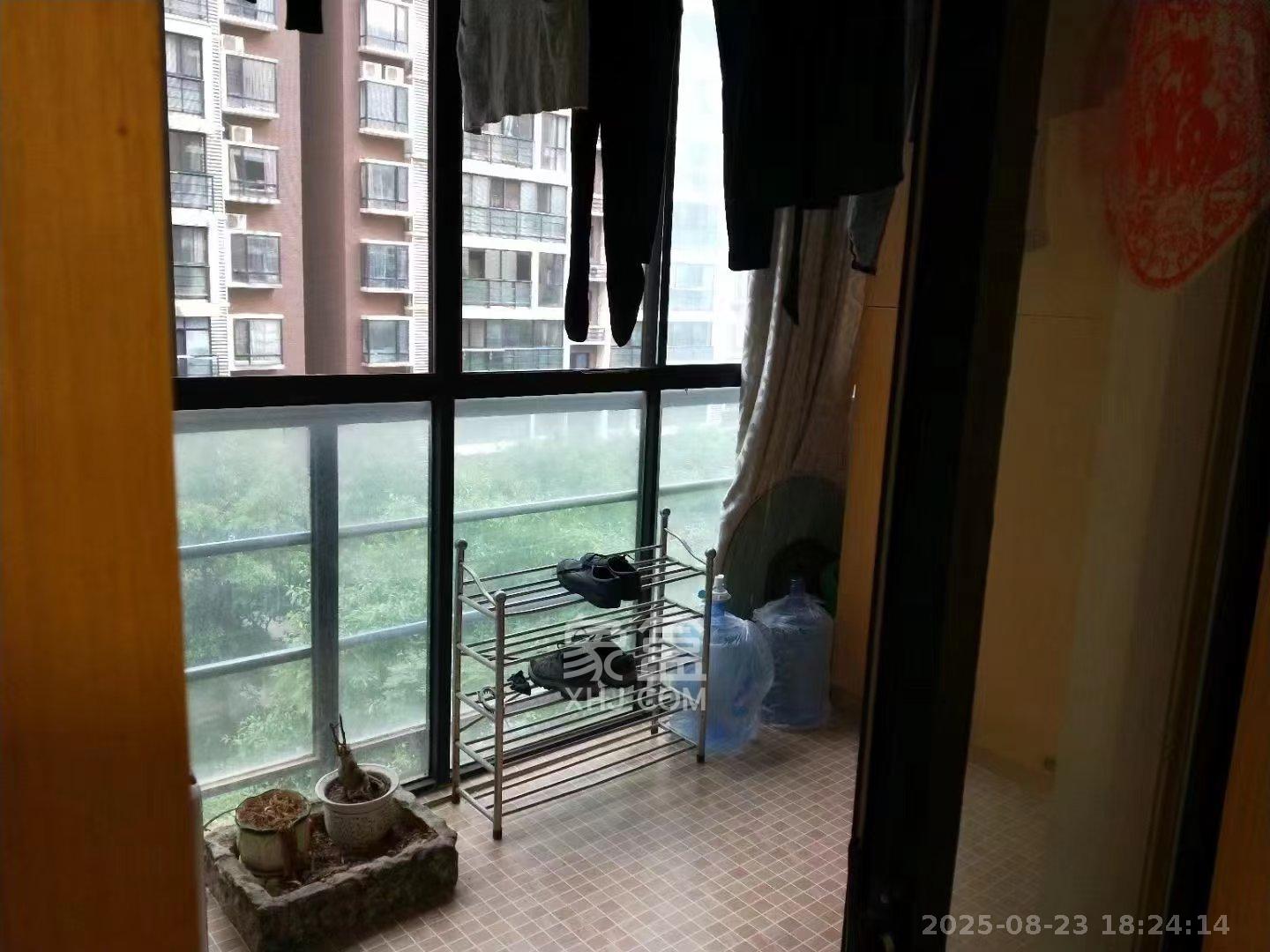 鑫远湘府华城  4室2厅2卫    3400.0元/月室内图