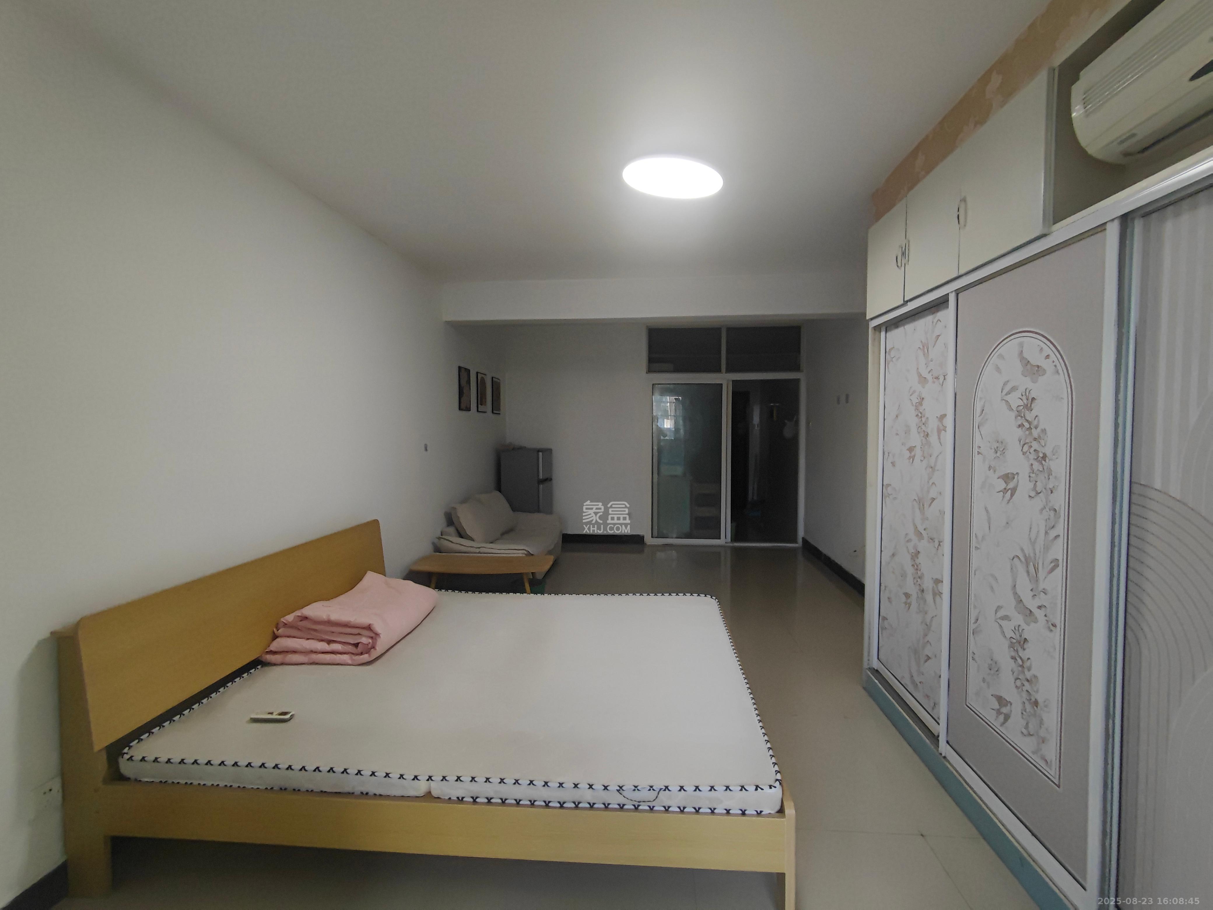 鑫兴佳园  1室1厅1卫    3000.0元/月
