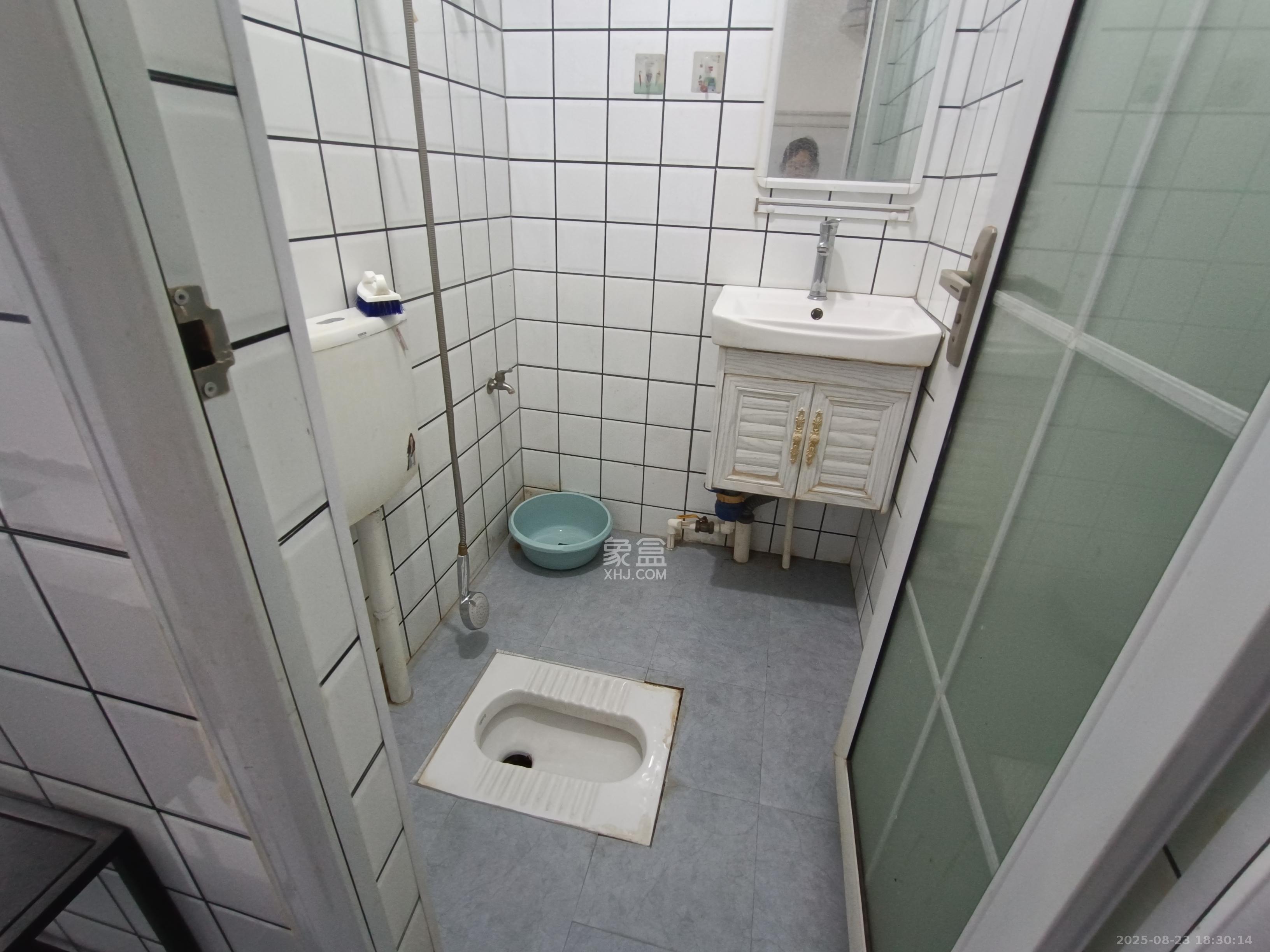 王府井公寓(福源公寓) 1室1厅1卫 1500.0元/月 王府井公寓(福源公寓) 1室1厅1卫 1500.0元/月室内图