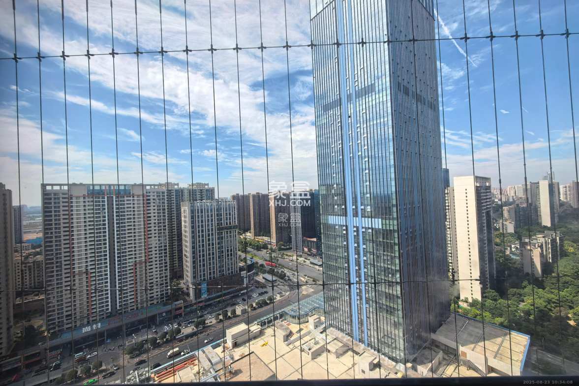 方略城市广场 3室1厅1卫 2200.0元/月 方略城市广场 3室1厅1卫 2200.0元/月室内图