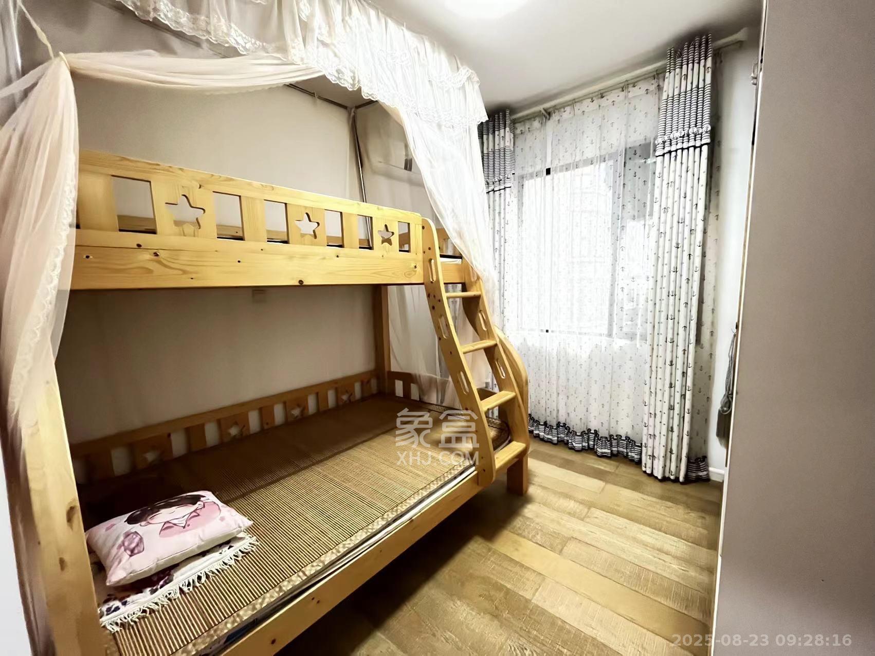 中南红领邦（红星嘉和苑）  2室1厅1卫    2300.0元/月室内图
