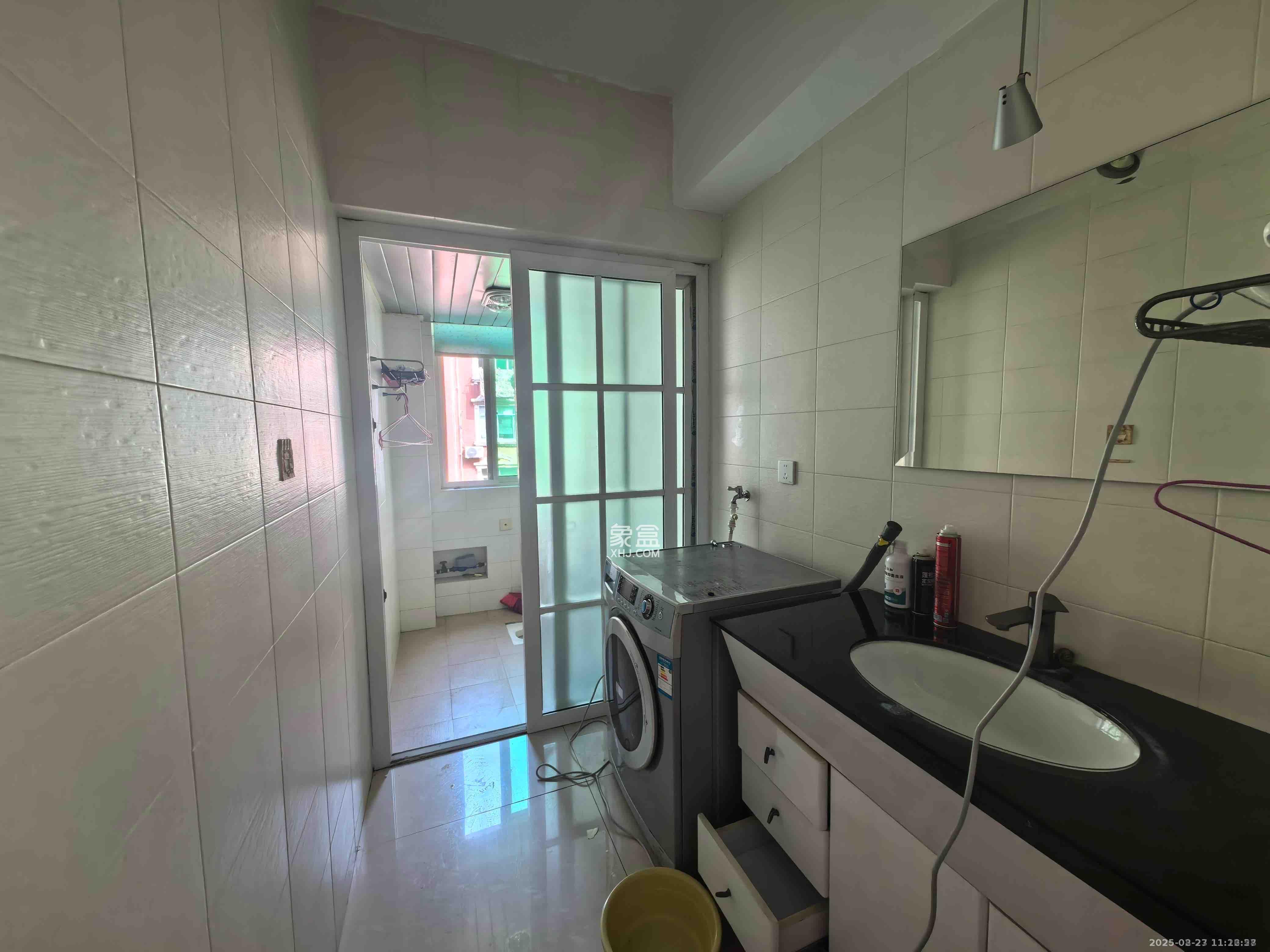 名都花园 4室2厅2卫 3600.0元/月 名都花园 4室2厅2卫 3600.0元/月室内图