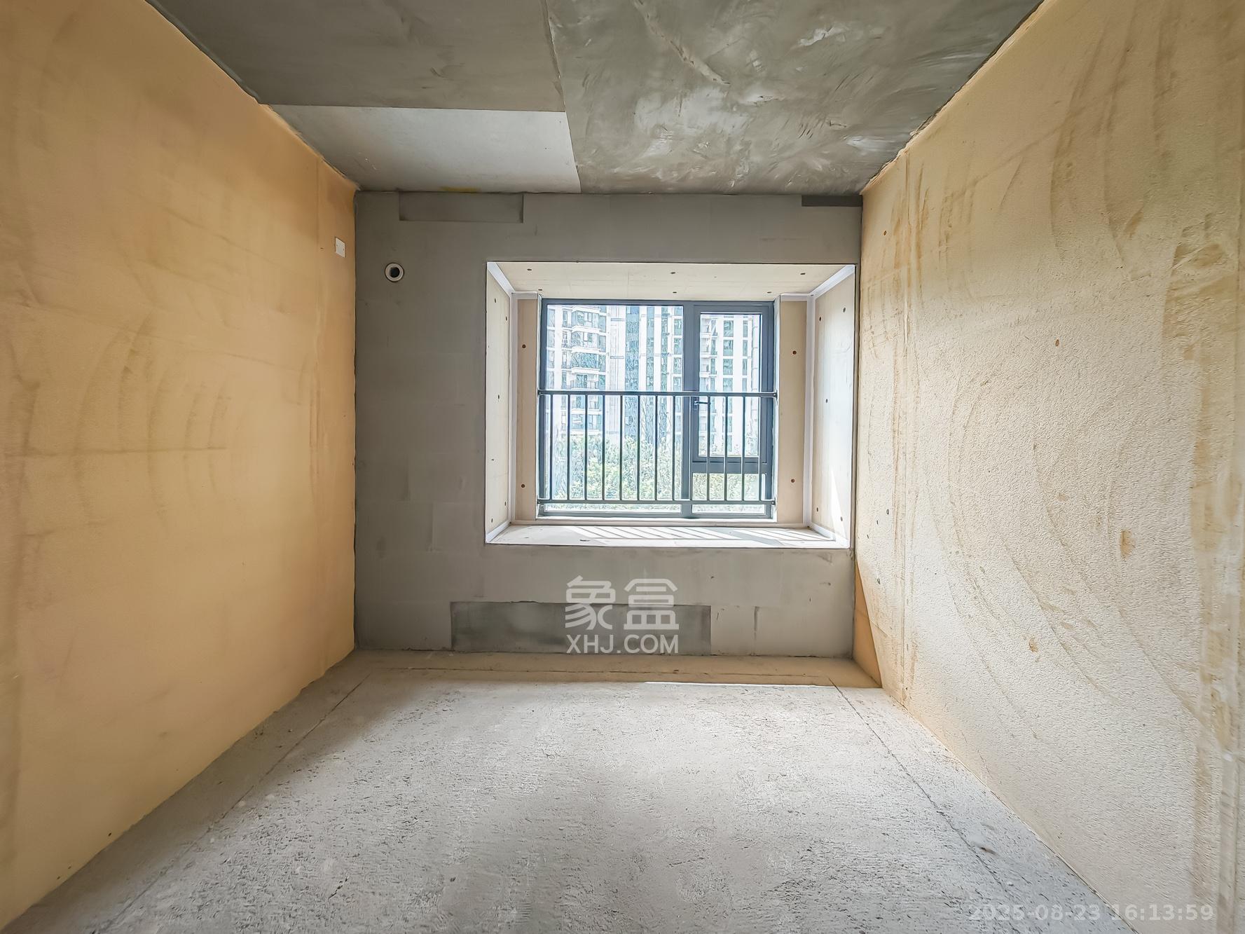 长沙北中心保利时代C区  3室2厅2卫    88.0万 长沙北中心保利时代C区  3室2厅2卫    88.0万卧室