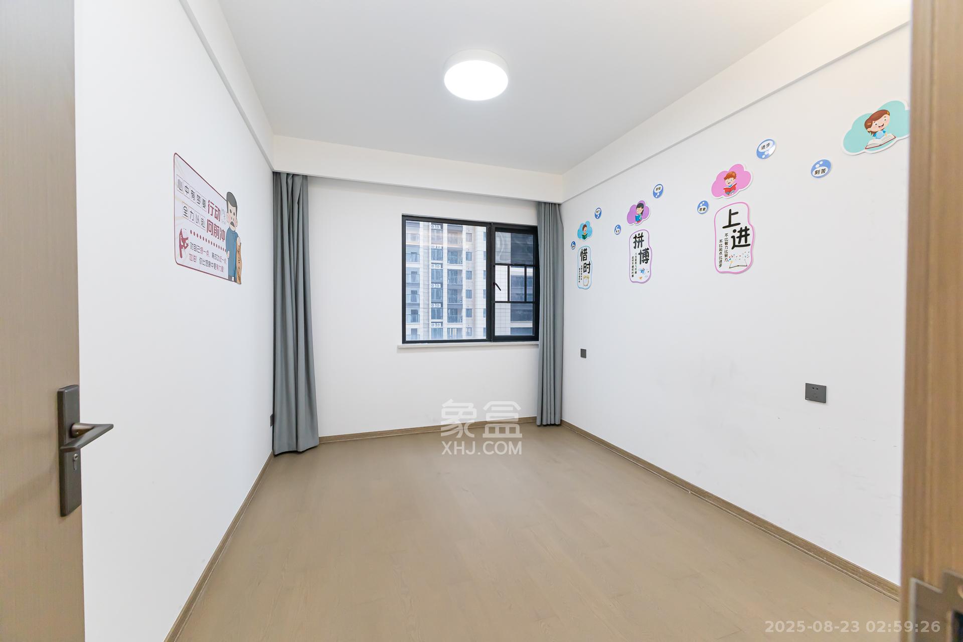 金富湘江悦城  4室2厅2卫    128.0万 金富湘江悦城  4室2厅2卫    128.0万卧室