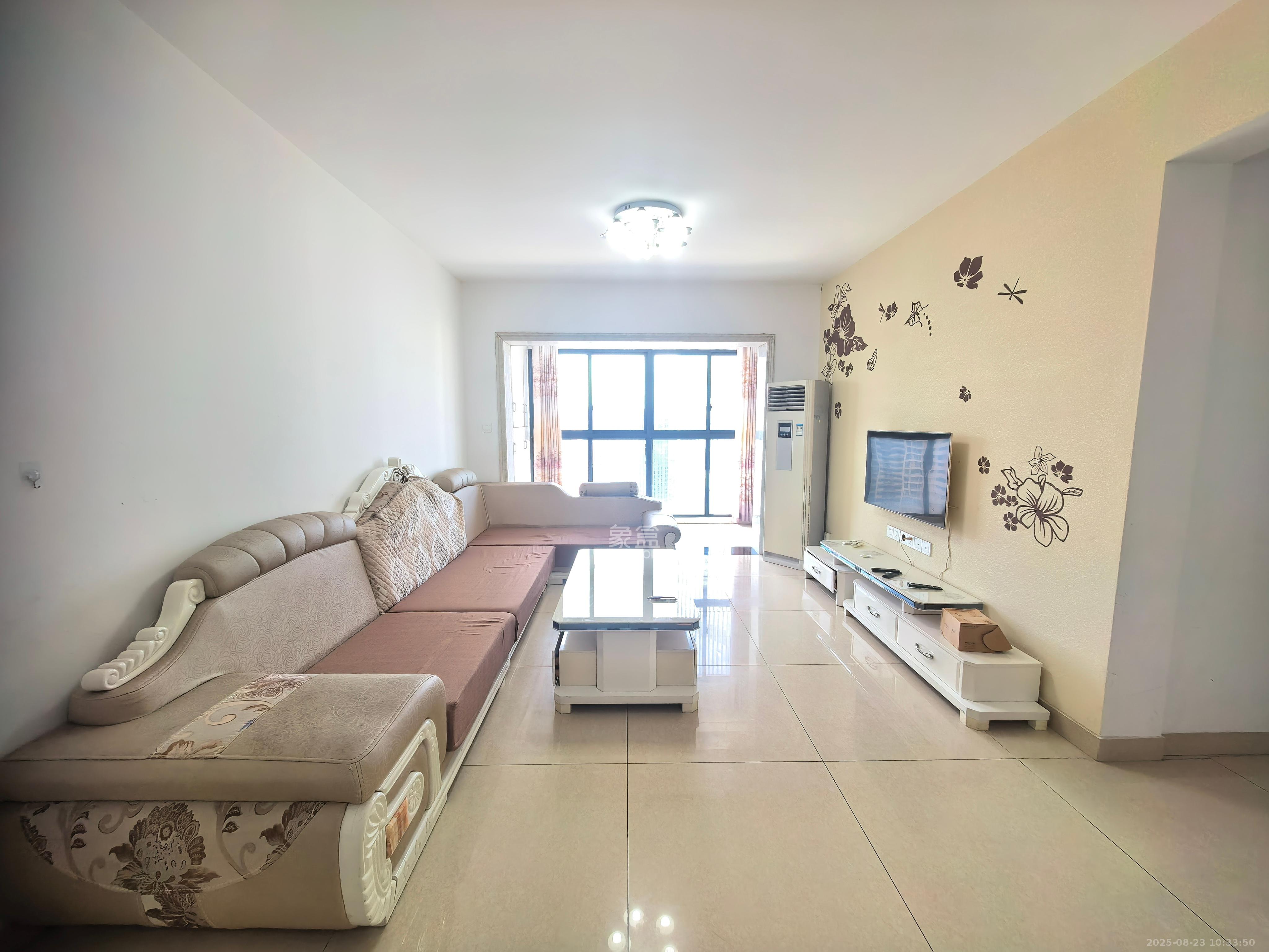 方略城市广场  3室1厅1卫    2200.0元/月 方略城市广场  3室1厅1卫    2200.0元/月