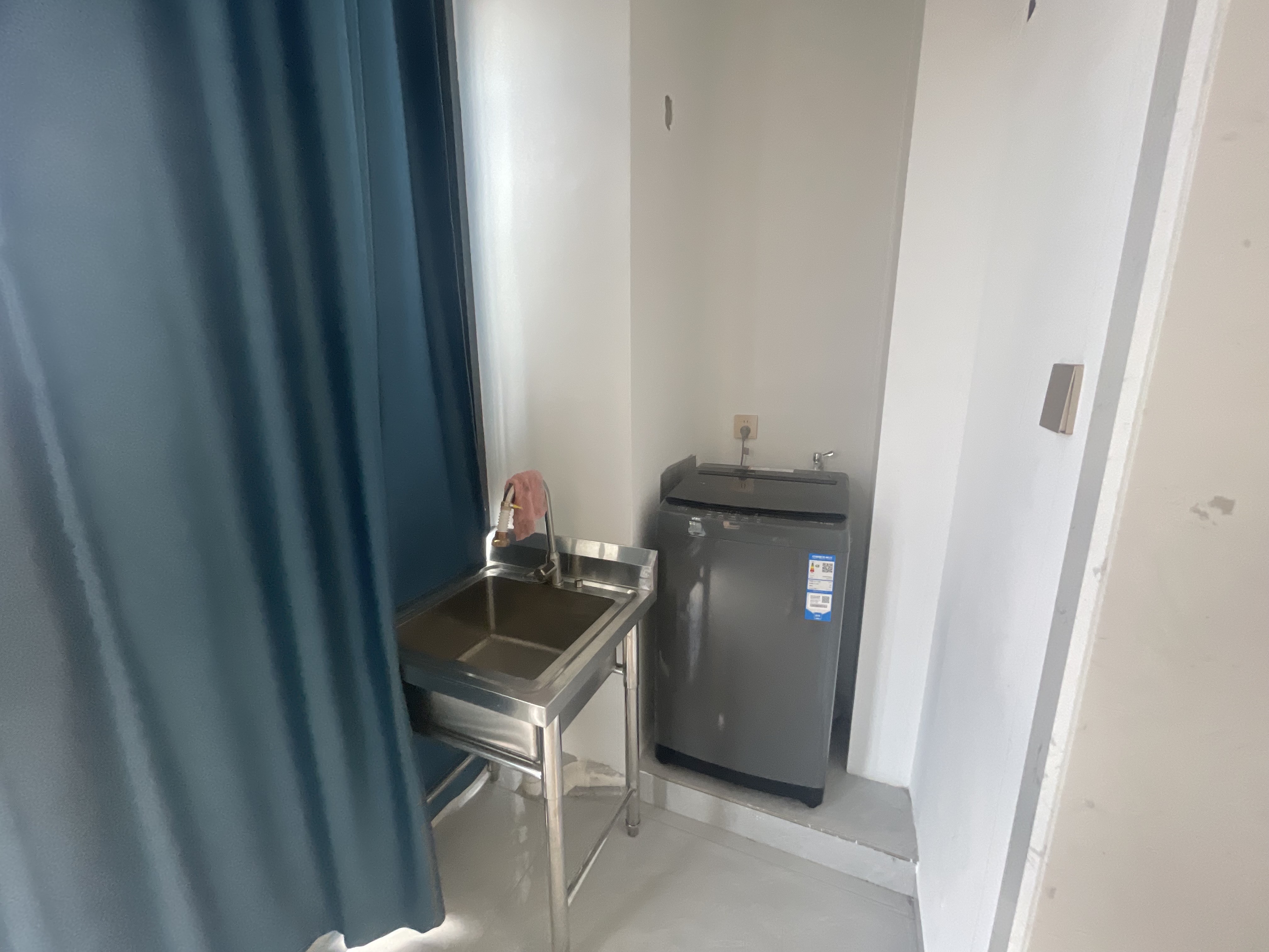 长湖新村  1室0厅0卫   1200.00元/月室内图