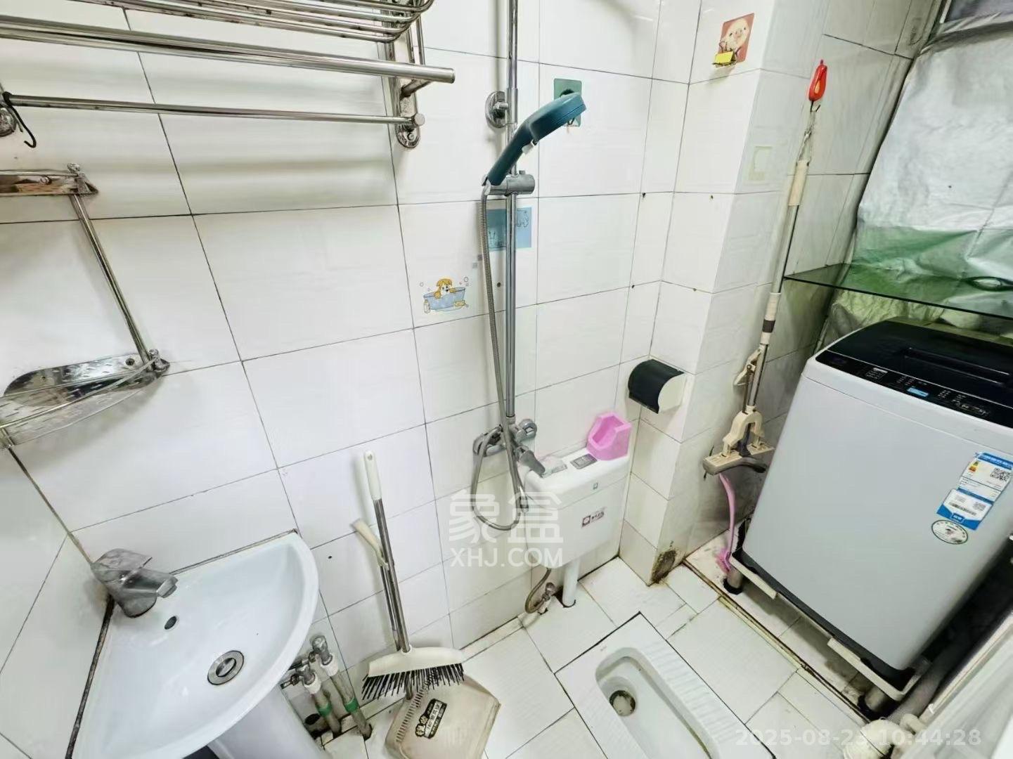 铝厂宿舍 2室1厅1卫 1000.0元/月 铝厂宿舍 2室1厅1卫 1000.0元/月室内图