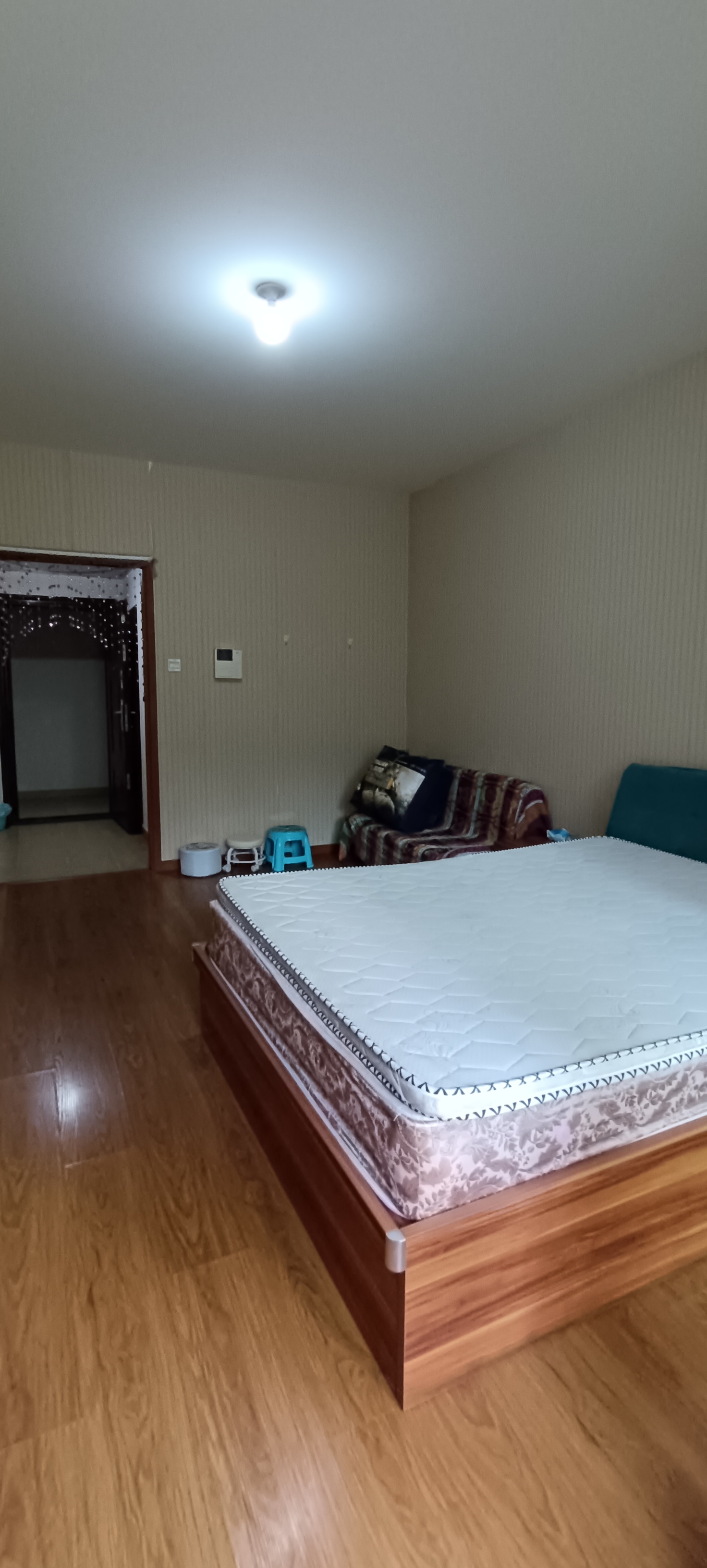 蓝色港湾 1室1厅1卫 900.0元/月 蓝色港湾 1室1厅1卫 900.0元/月室内图