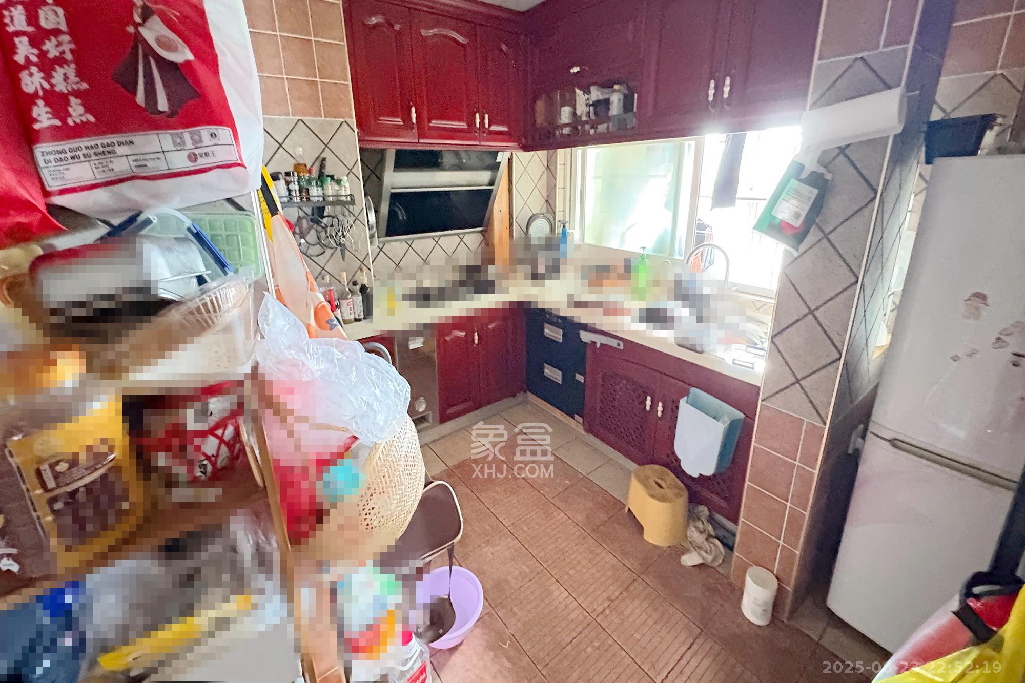 星典时代 4室2厅2卫 98.0万 星典时代 4室2厅2卫 98.0万厨房