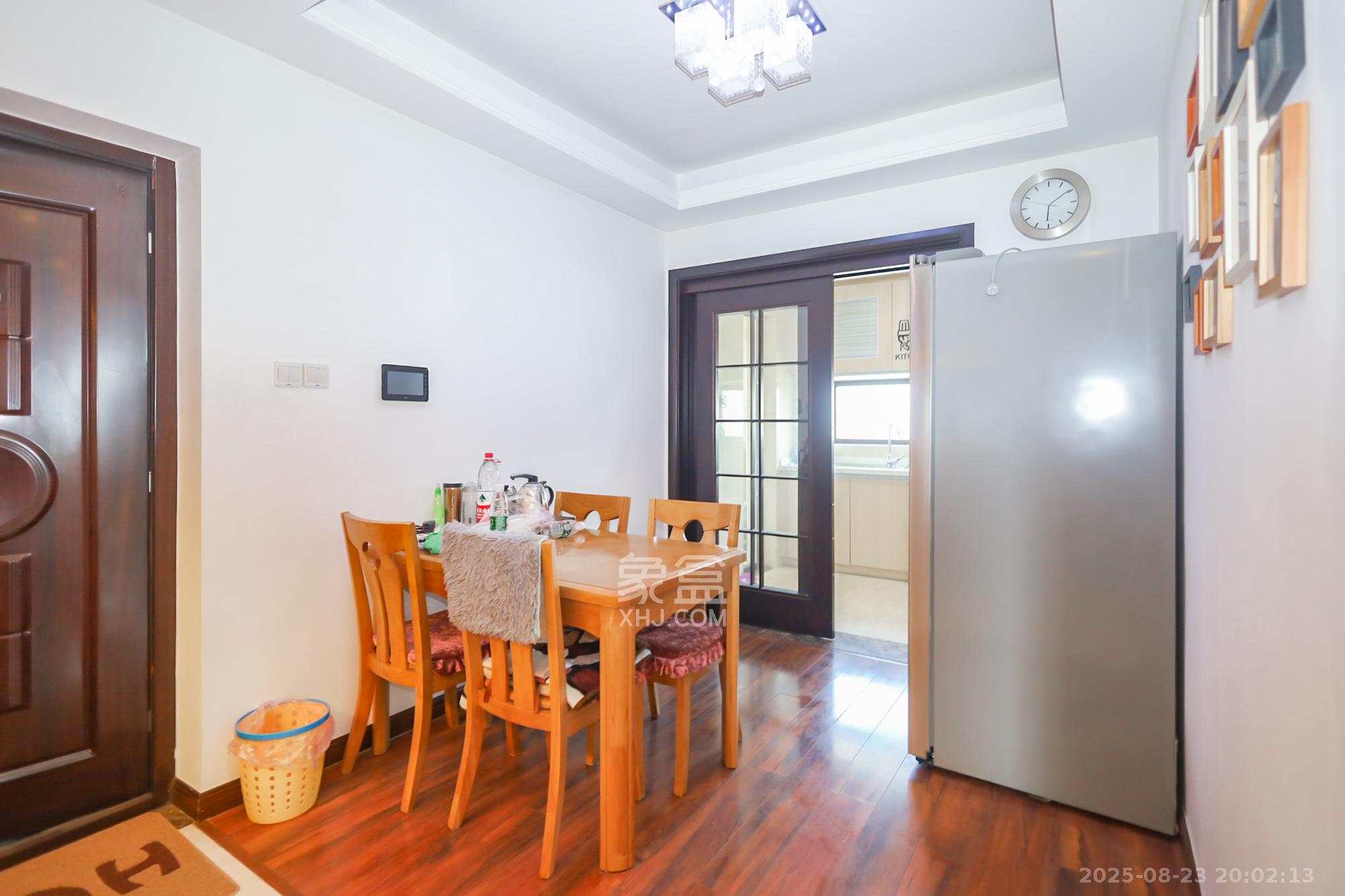 绿地中央广场  3室2厅2卫    150.0万 绿地中央广场  3室2厅2卫    150.0万其他